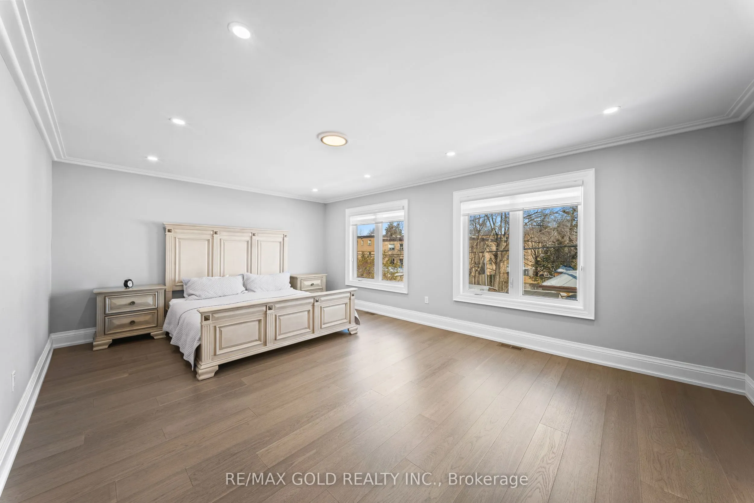 99 Twenty Seventh Street