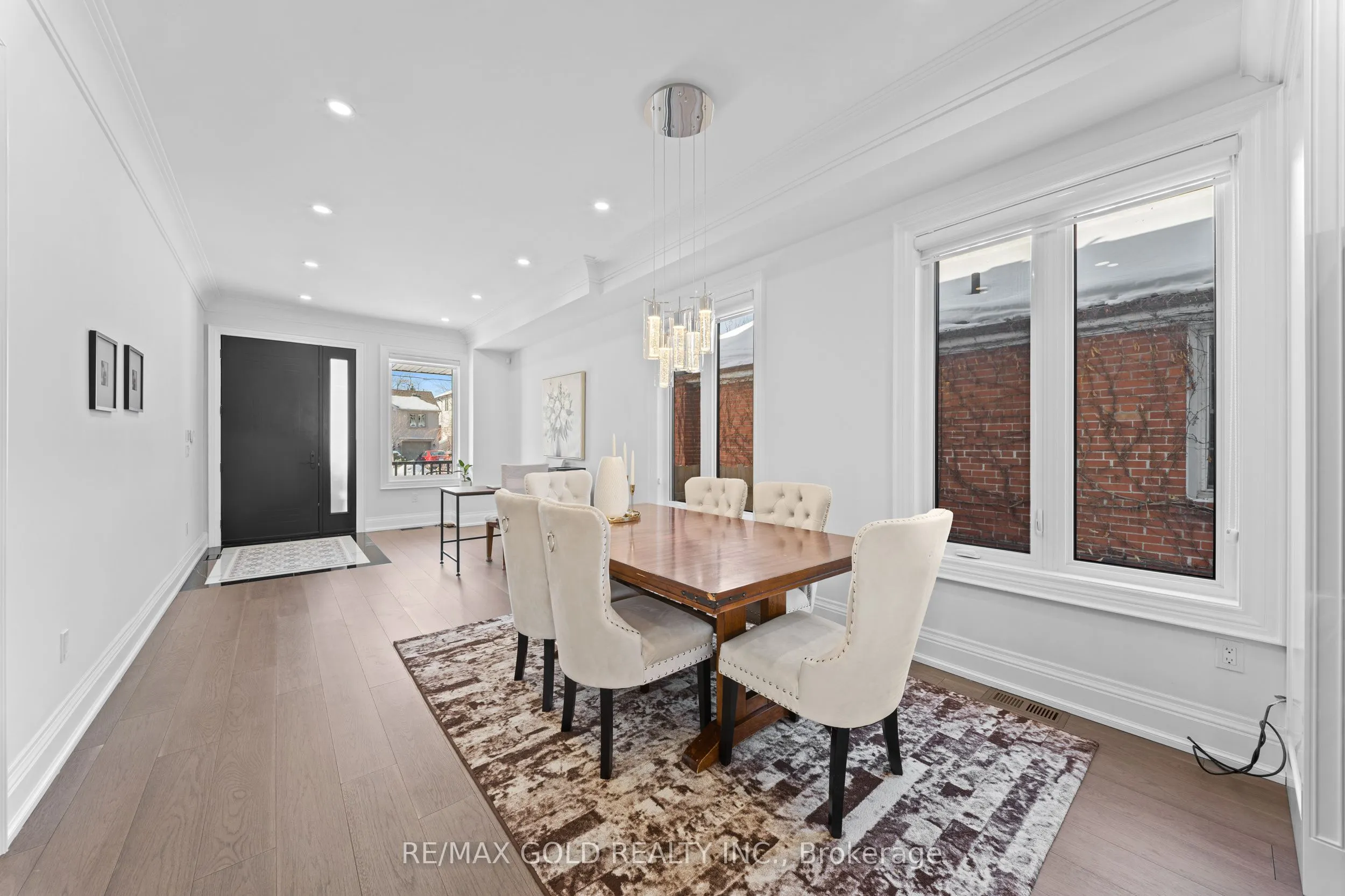 99 Twenty Seventh Street