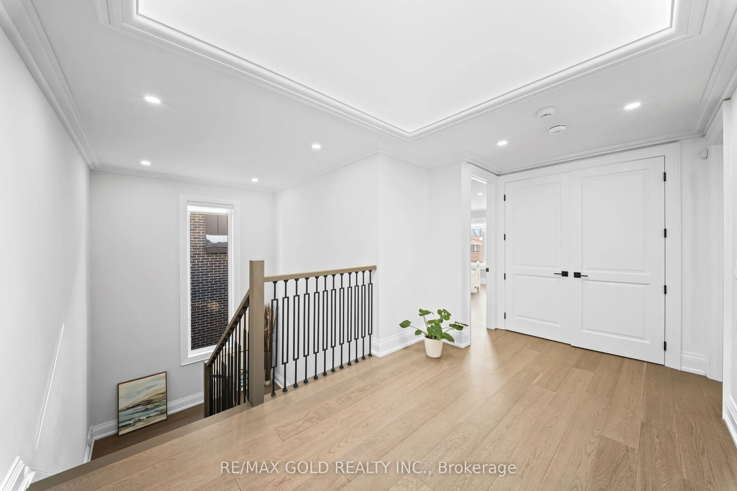 99 Twenty Seventh Street