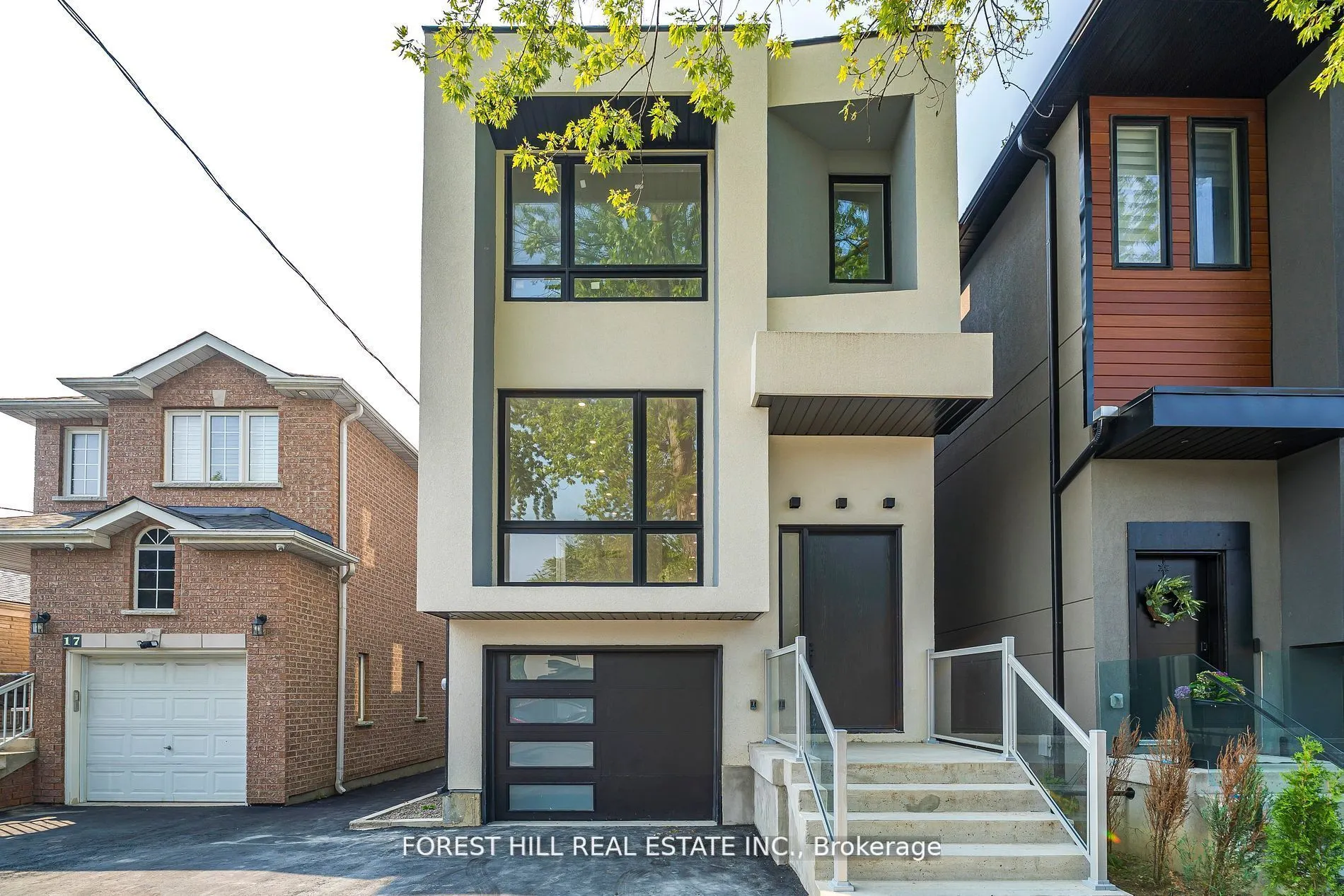 19 Simpson Avenue