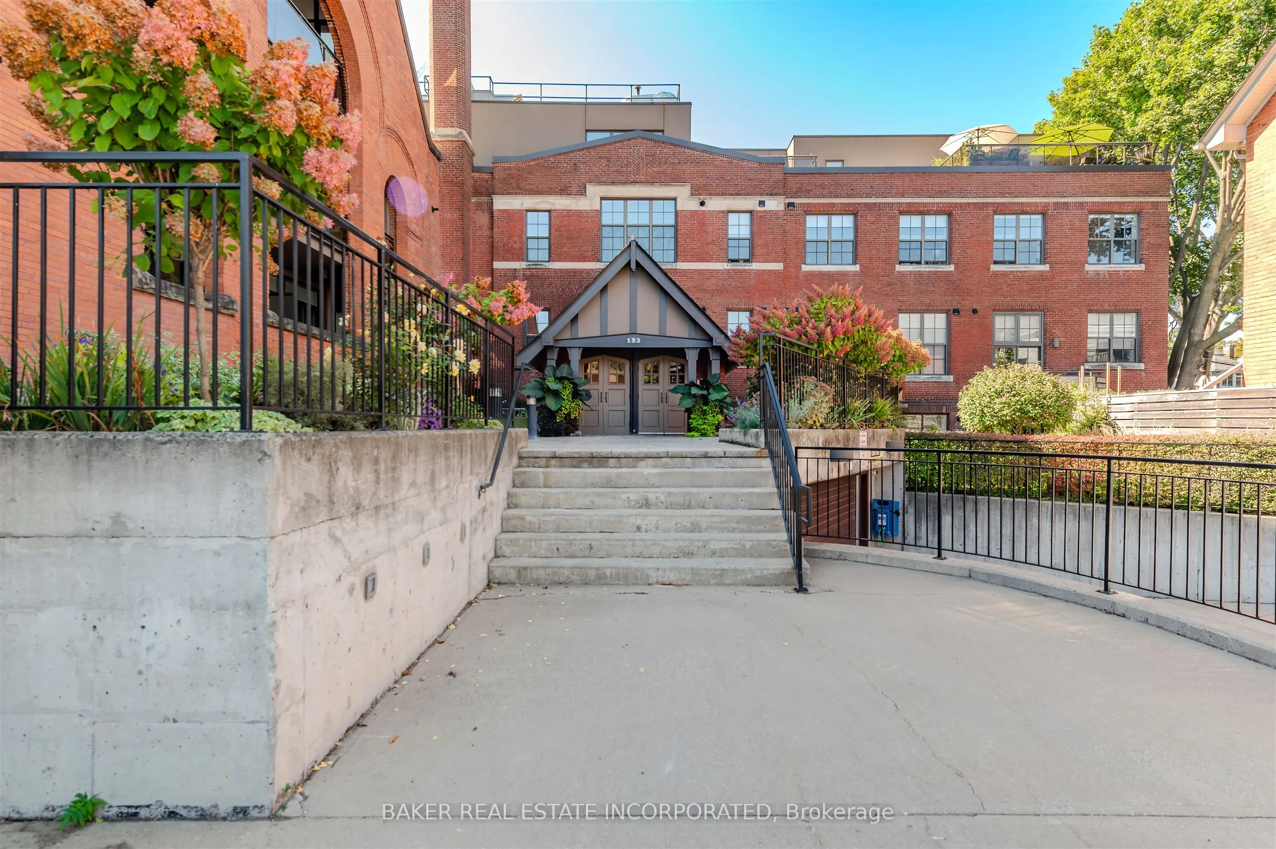 152 Annette Street #107