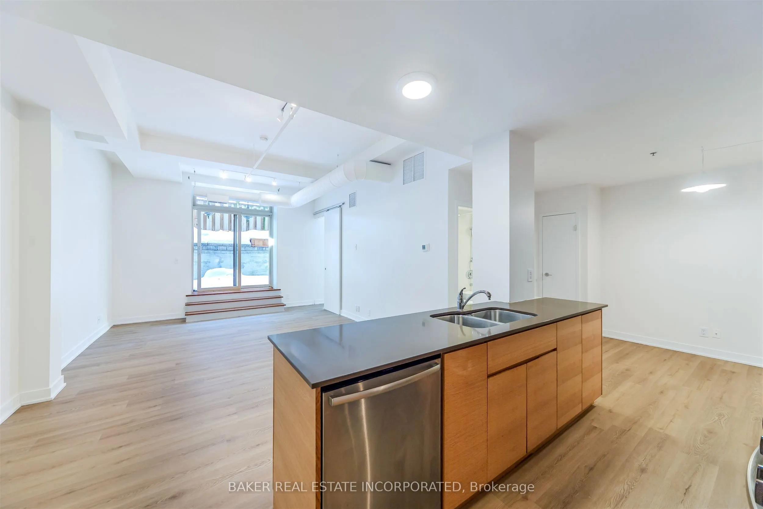152 Annette Street #107