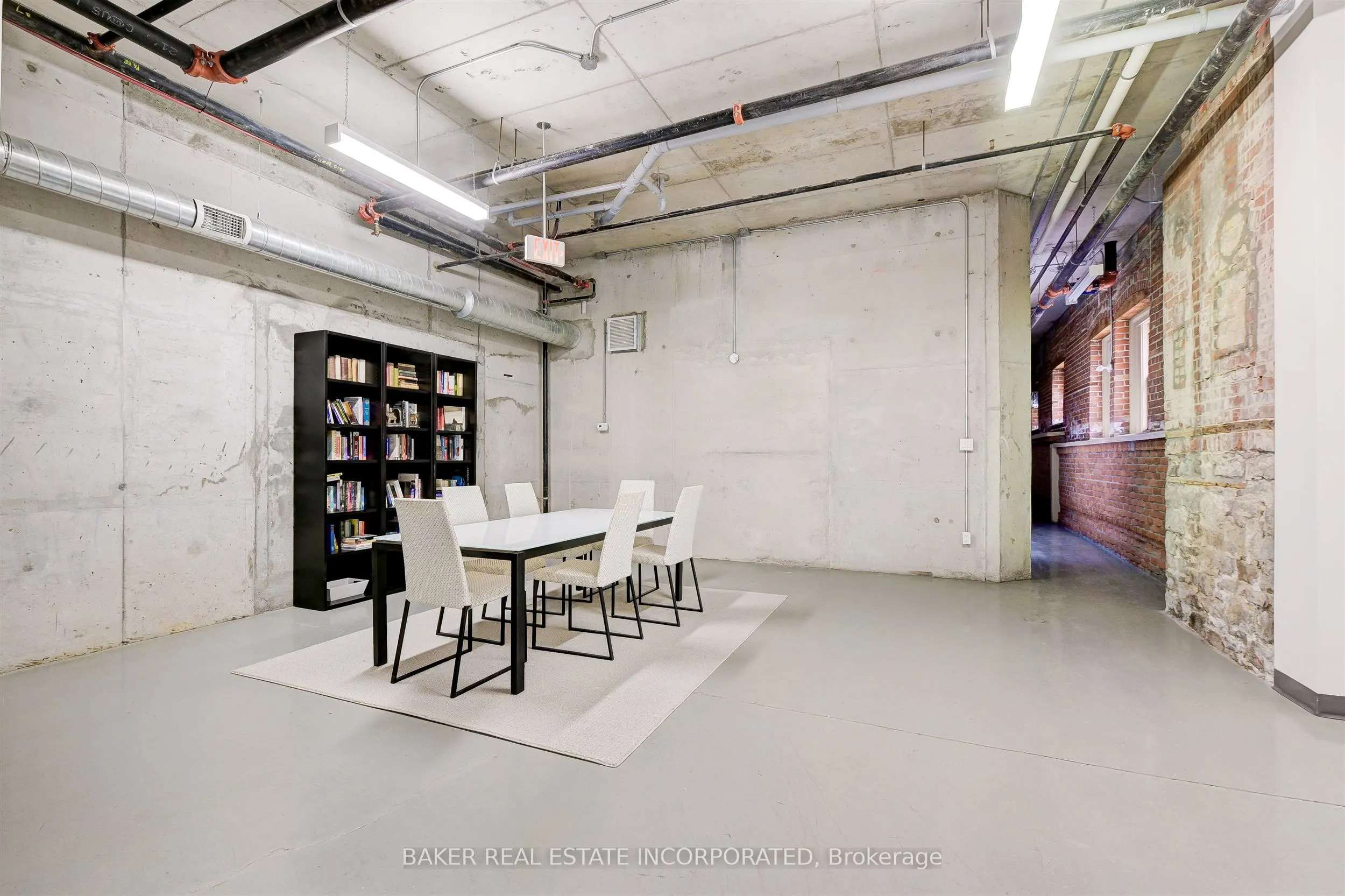 152 Annette Street #107