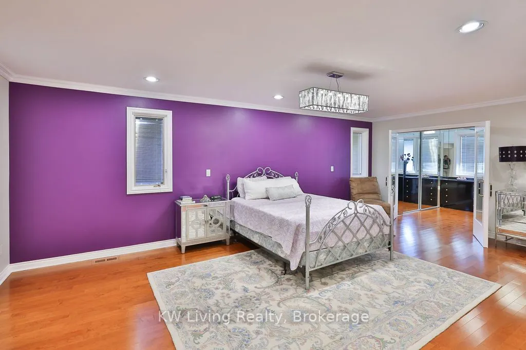 1070 Geran Crescent