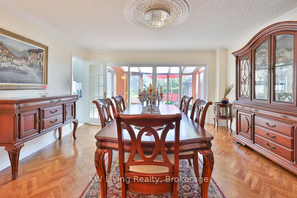 1070 Geran Crescent