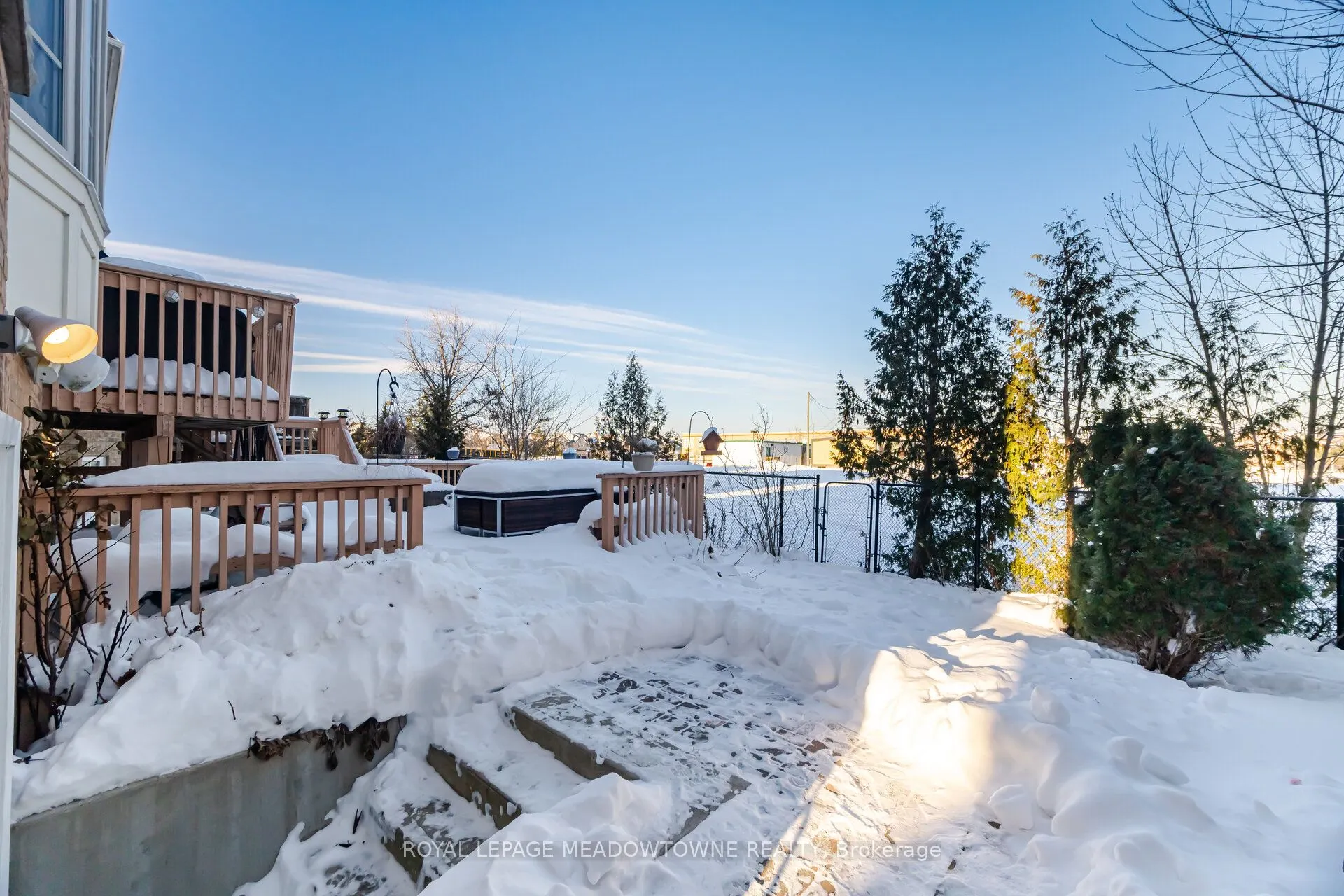 5221 Adobe Court