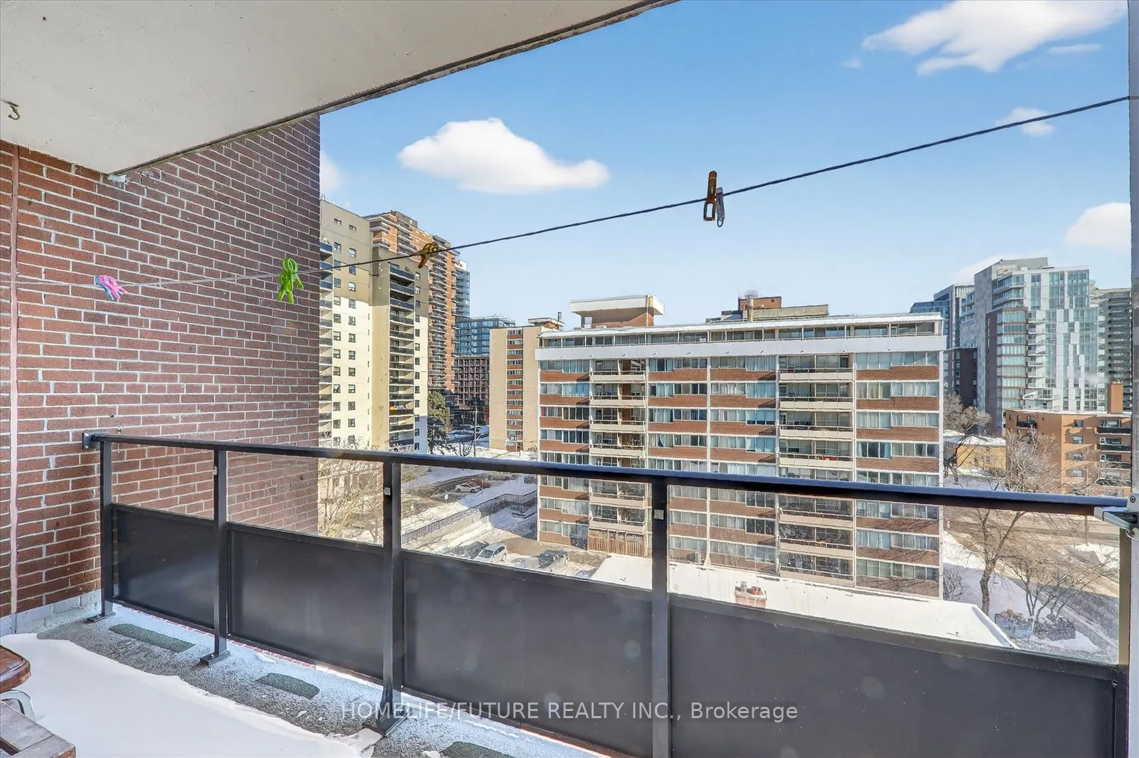 15 Elizabeth Street N #704