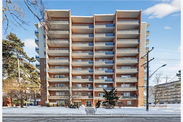 15 Elizabeth Street N #704