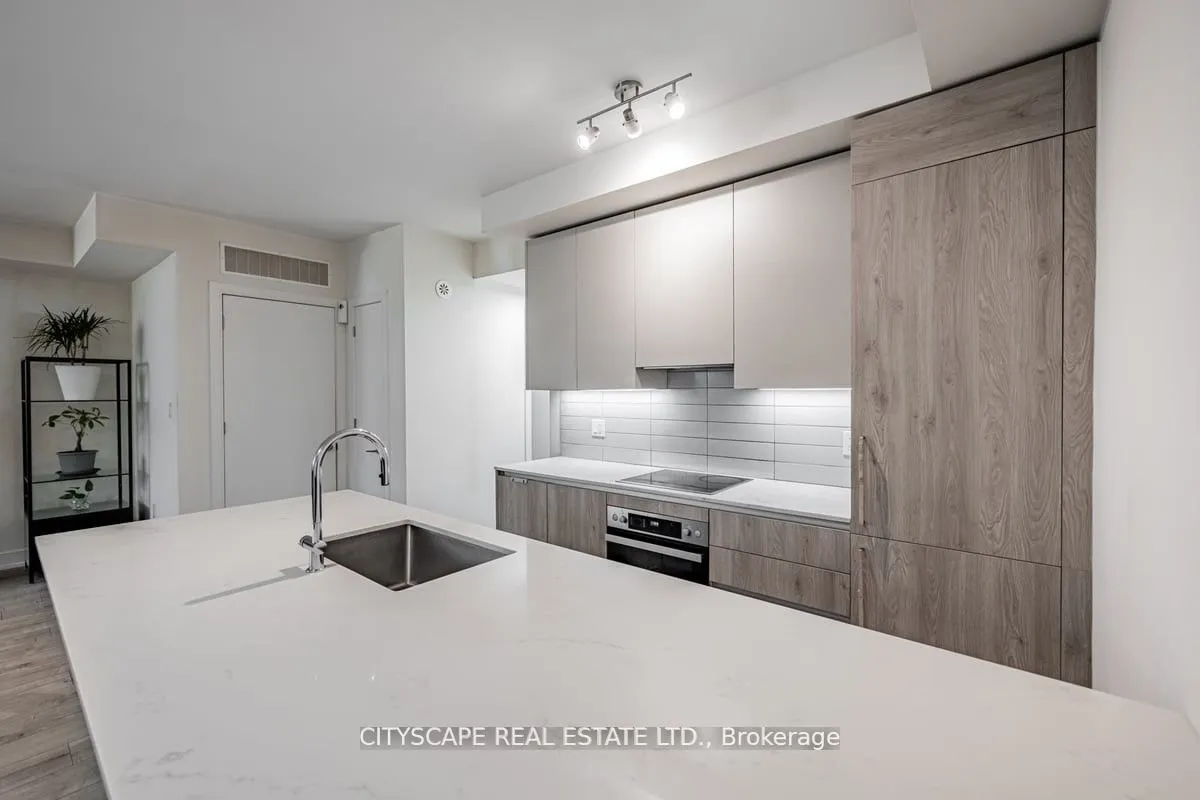 66 Longbranch Avenue #1