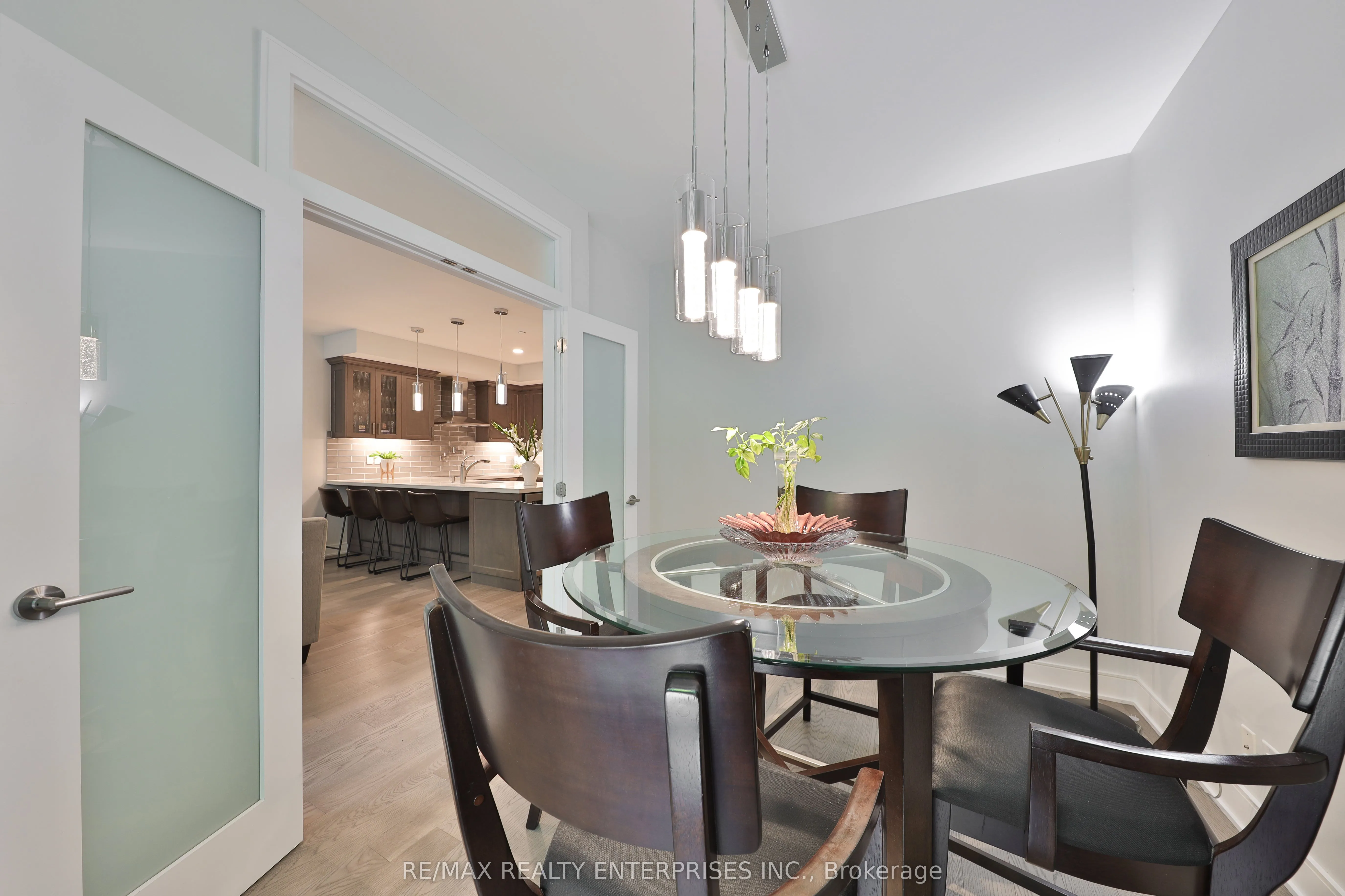 1575 Lakeshore Road W #GR17