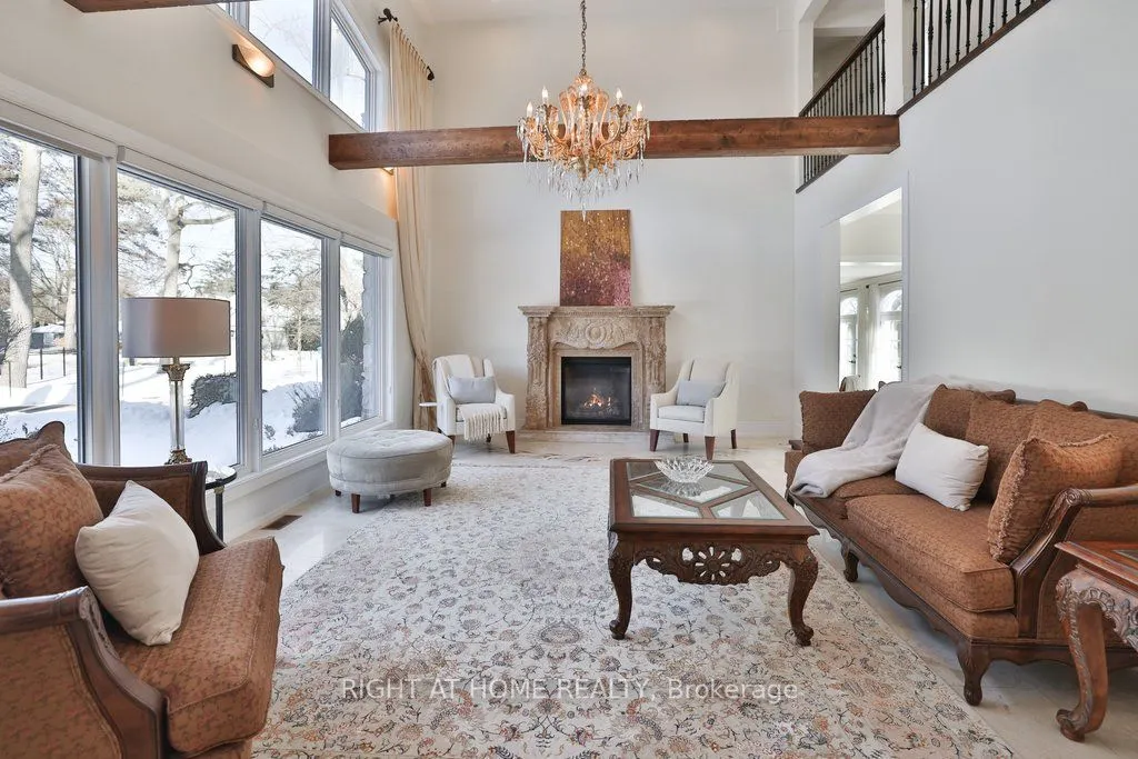 471 Country Club Crescent