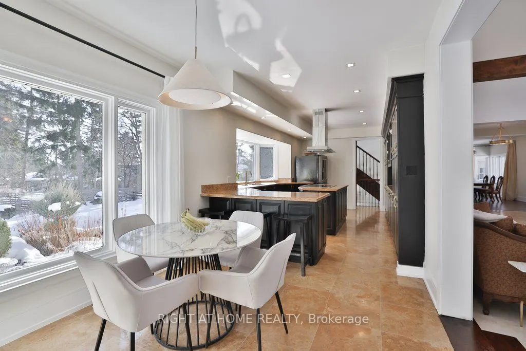 471 Country Club Crescent