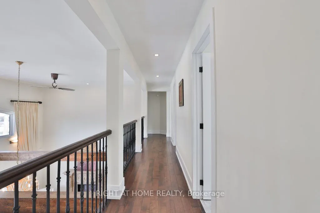 471 Country Club Crescent