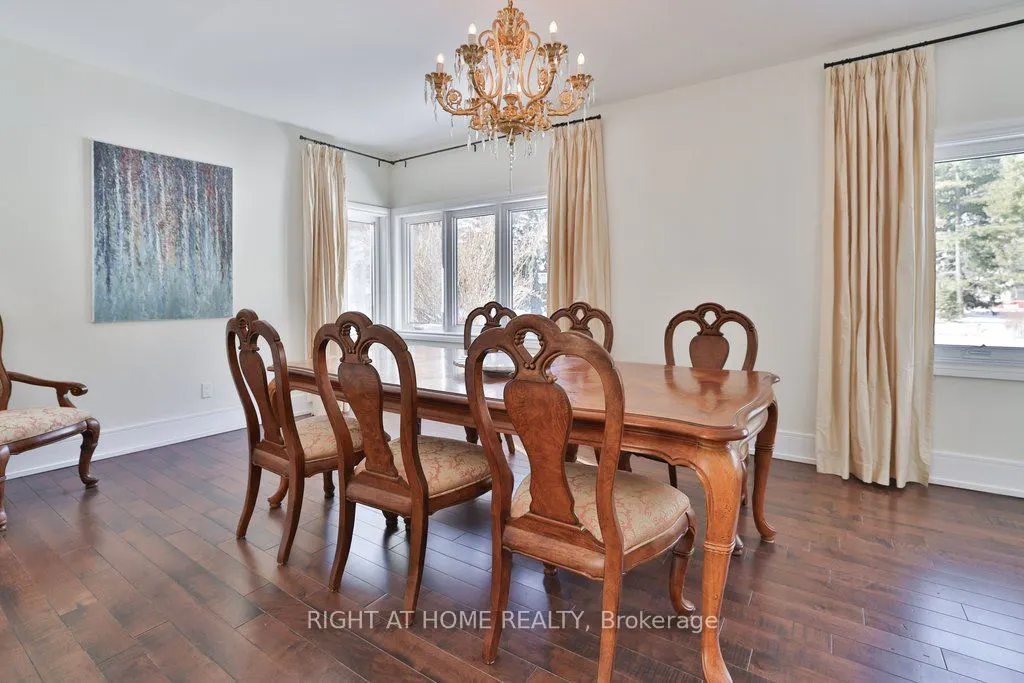 471 Country Club Crescent