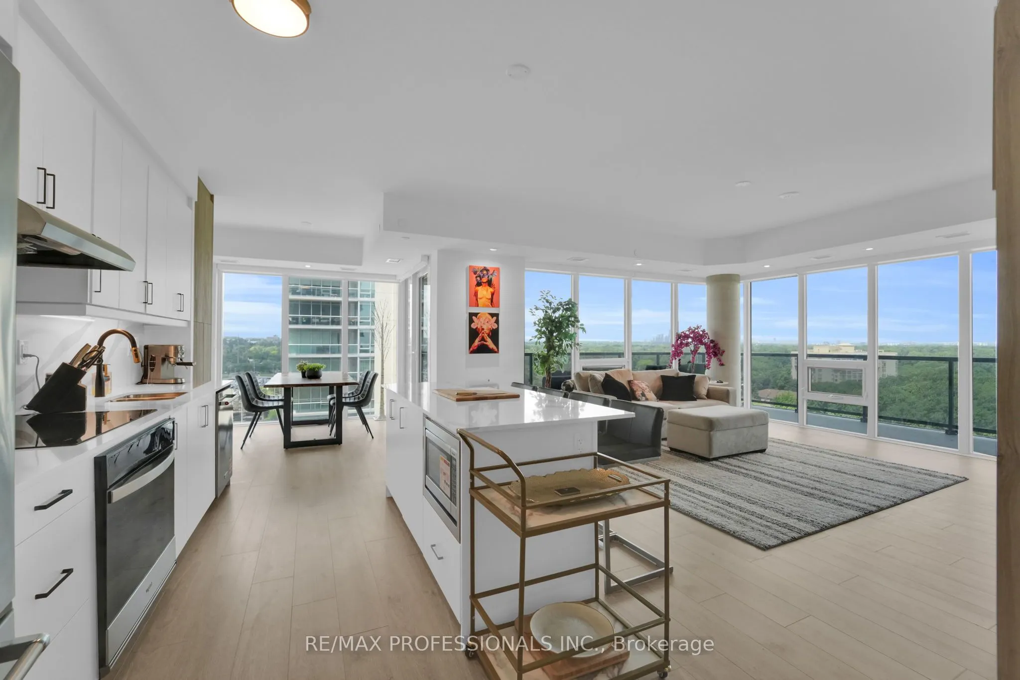 1035 Southdown Road #1402