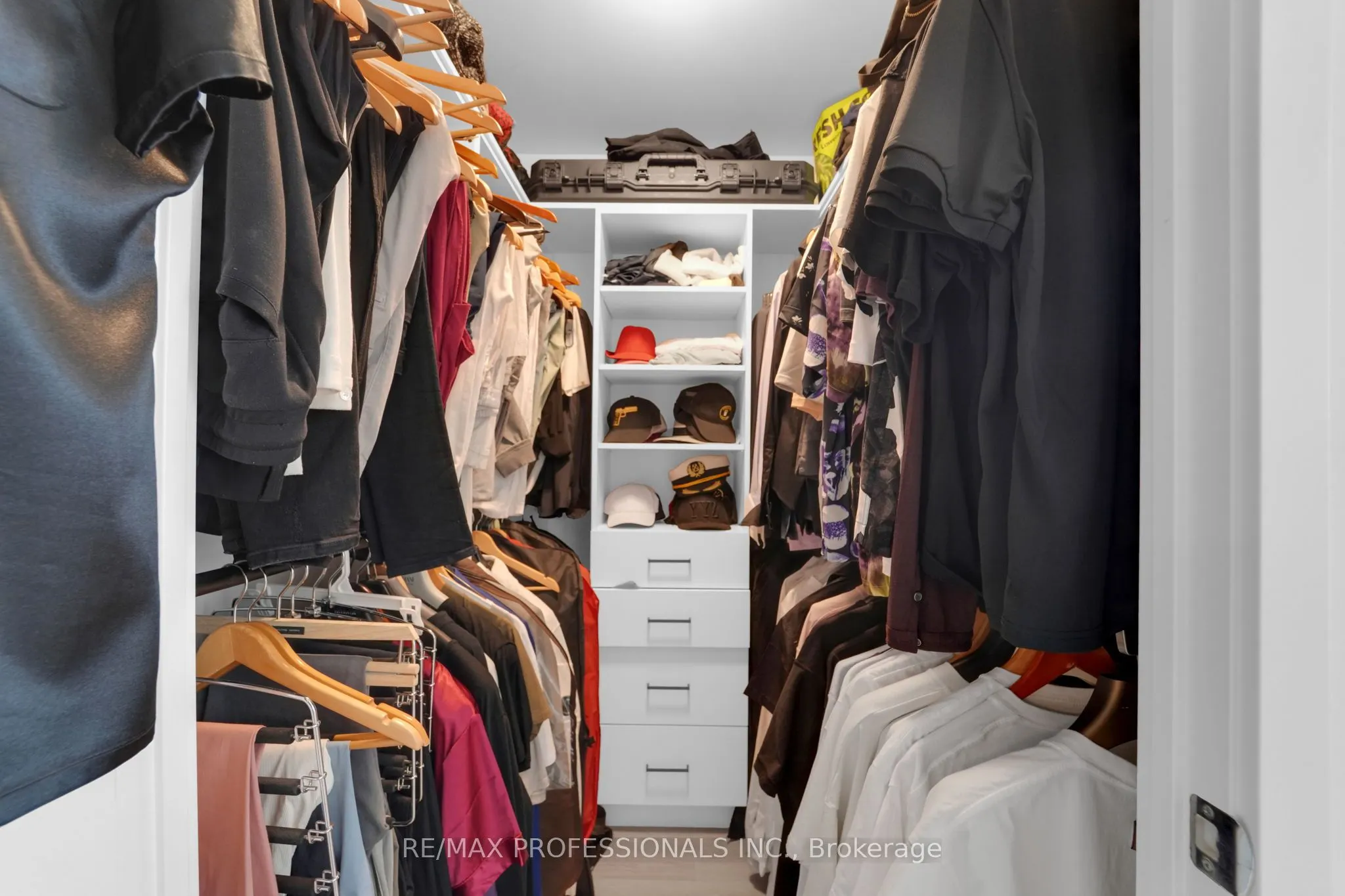 1035 Southdown Road #1402