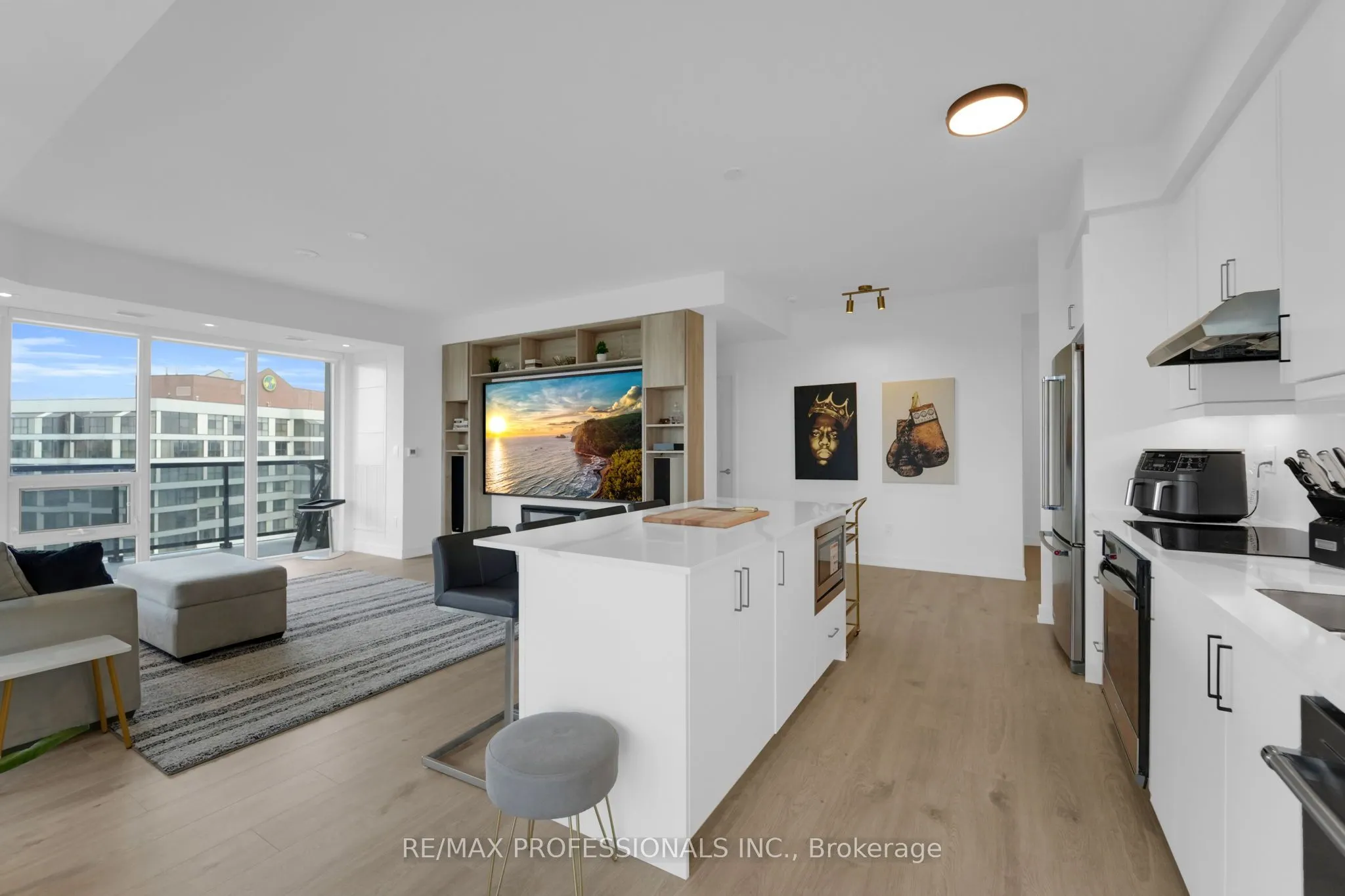 1035 Southdown Road #1402