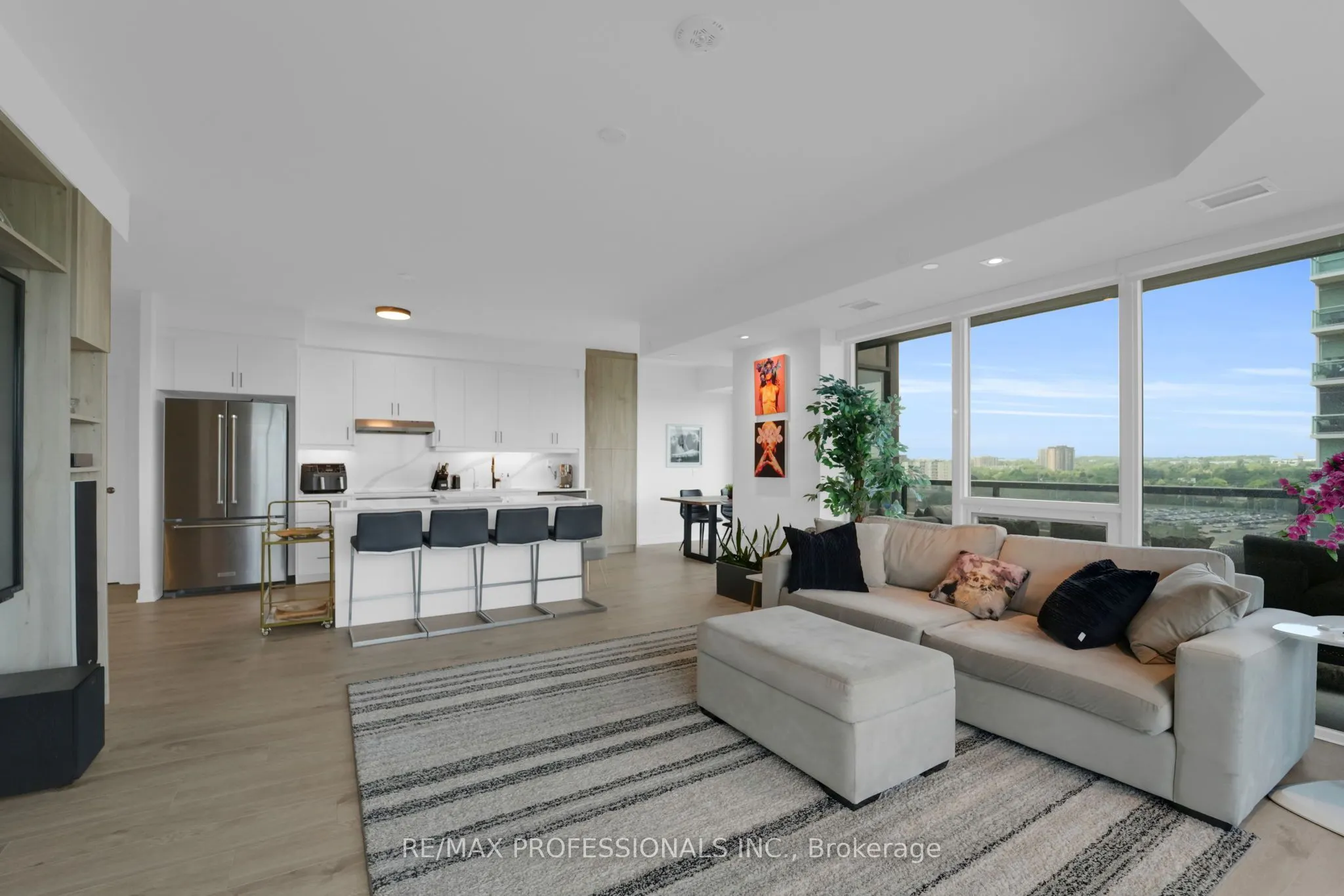 1035 Southdown Road #1402
