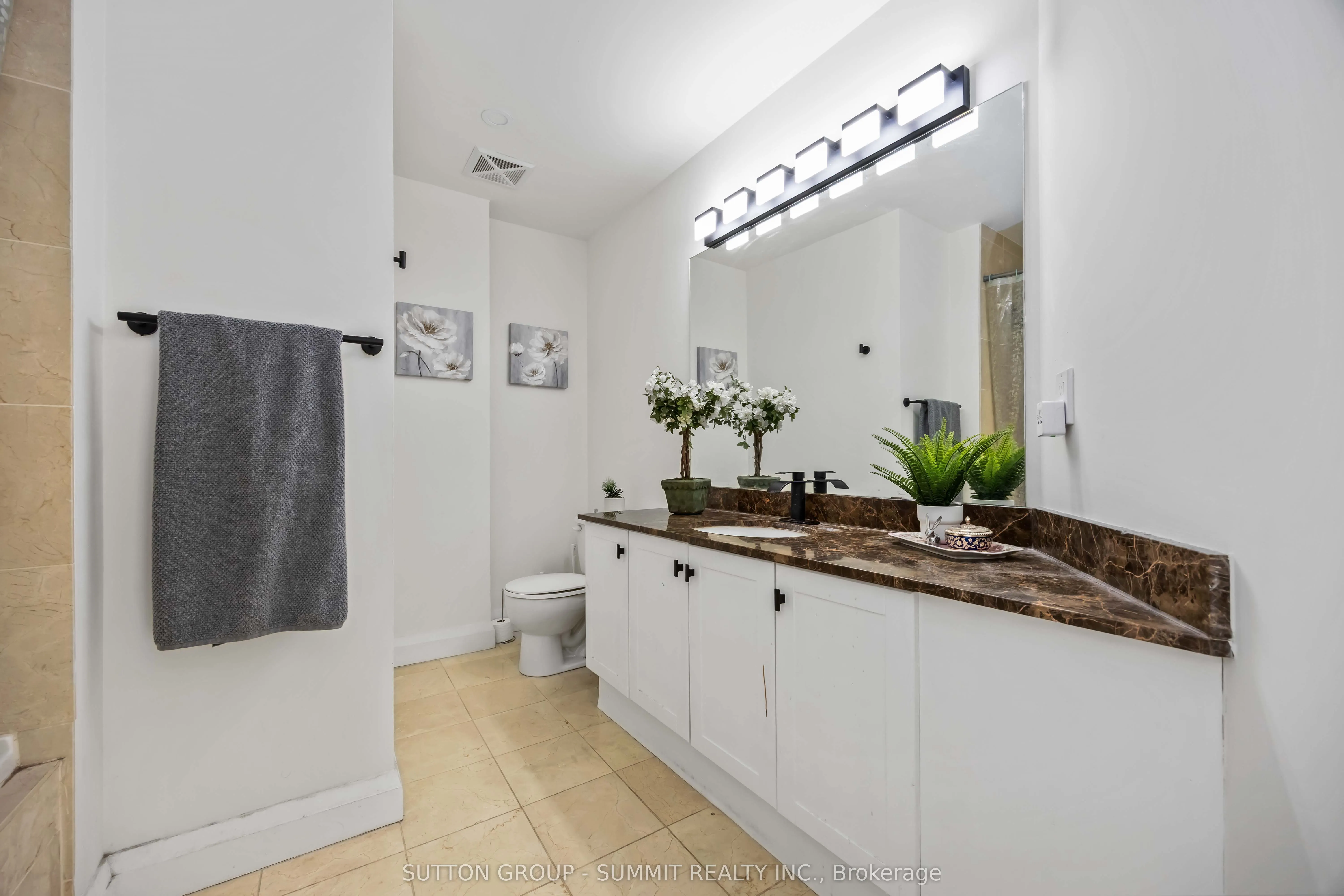 15 Windermere Avenue #PH01