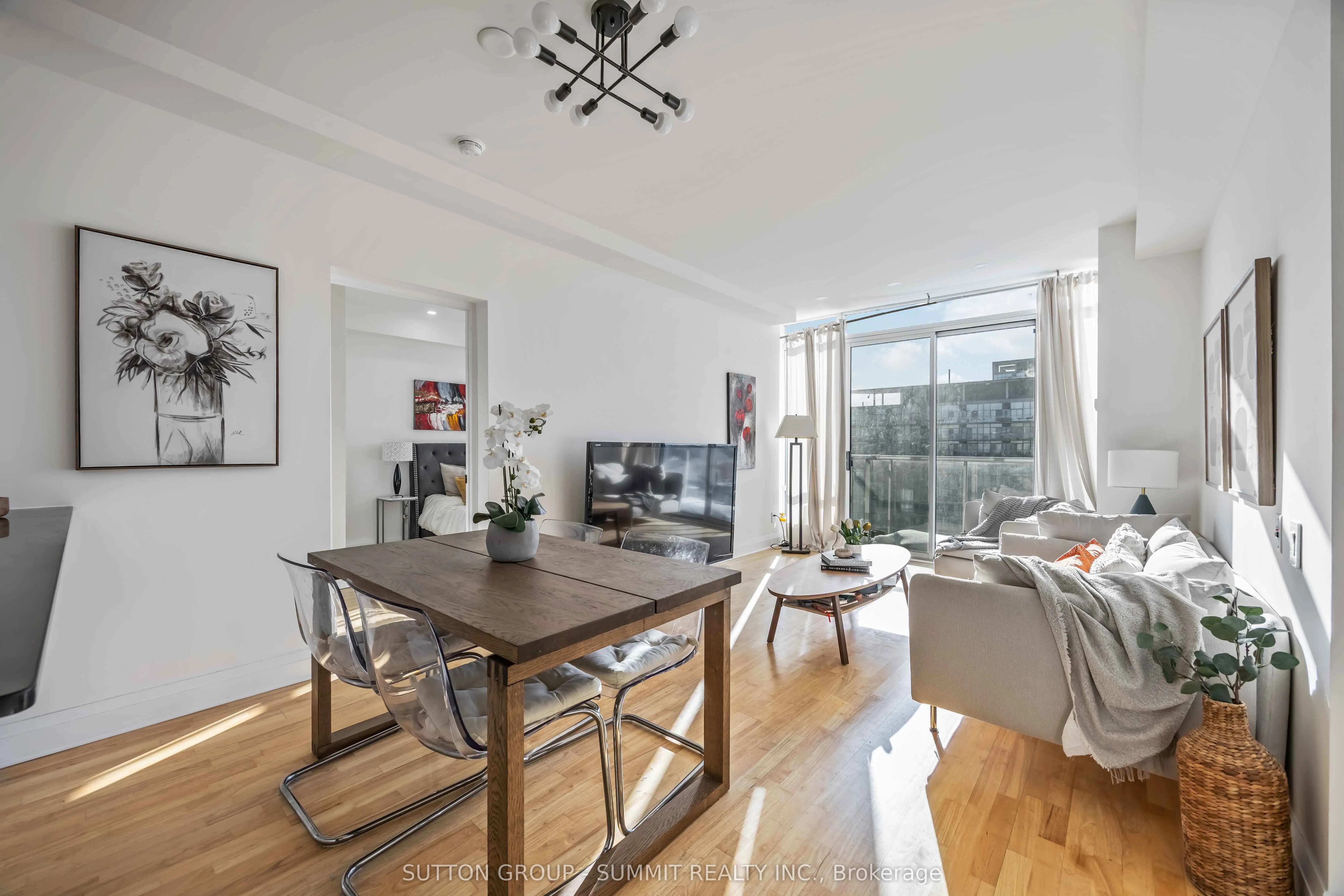15 Windermere Avenue #PH01