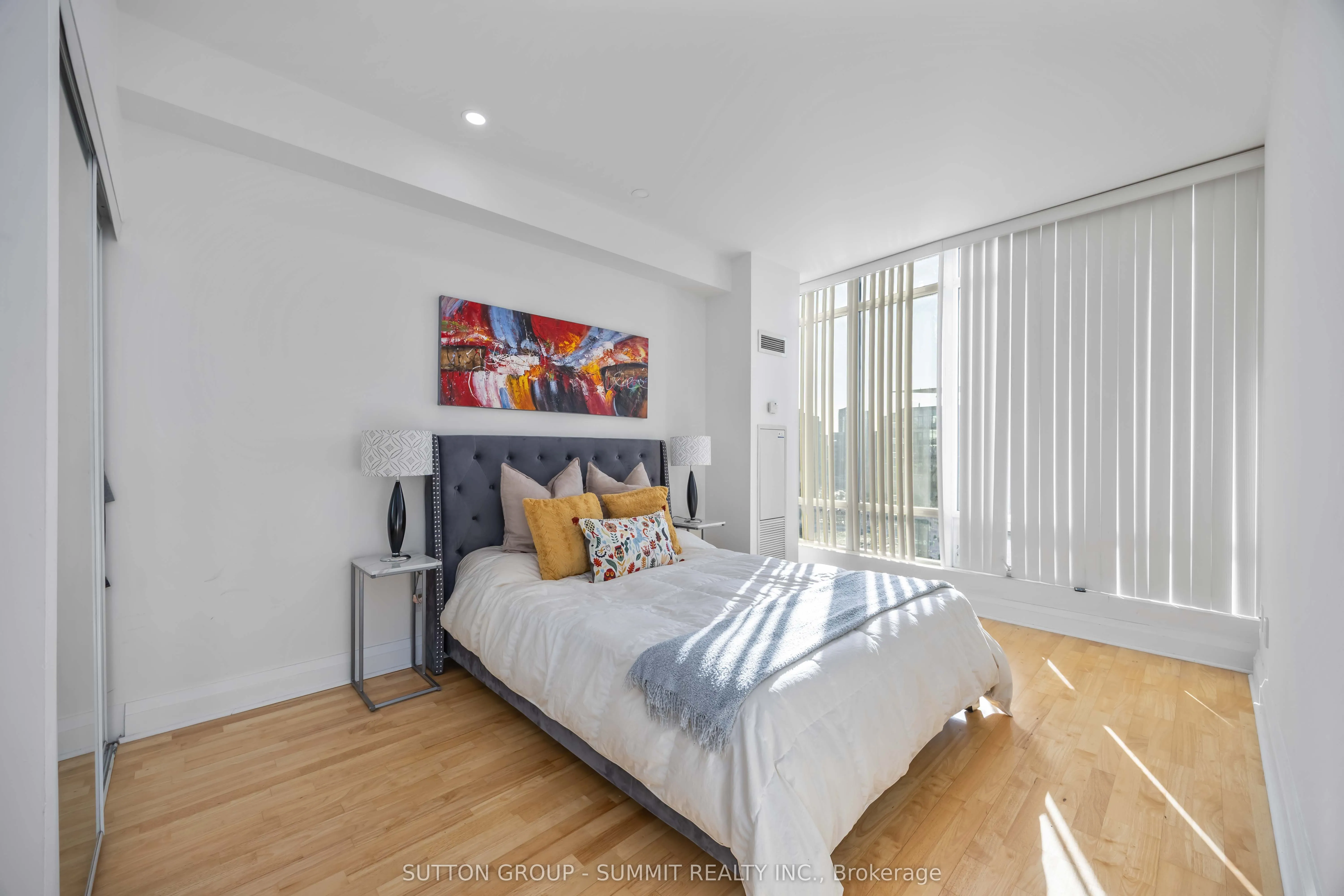 15 Windermere Avenue #PH01