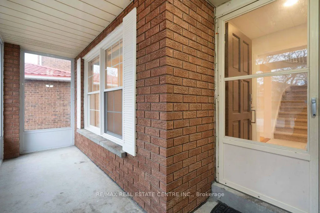 796 Buckingham Court