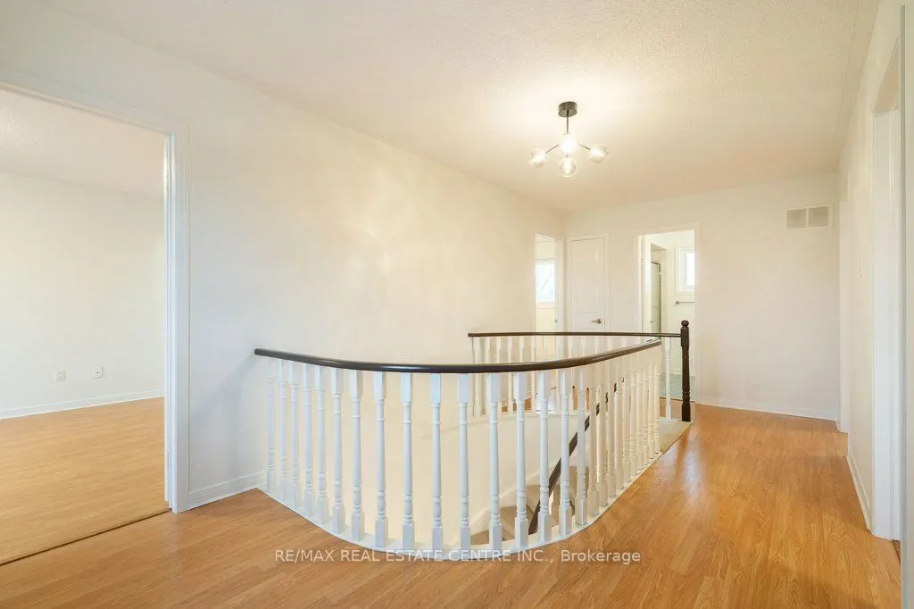 796 Buckingham Court