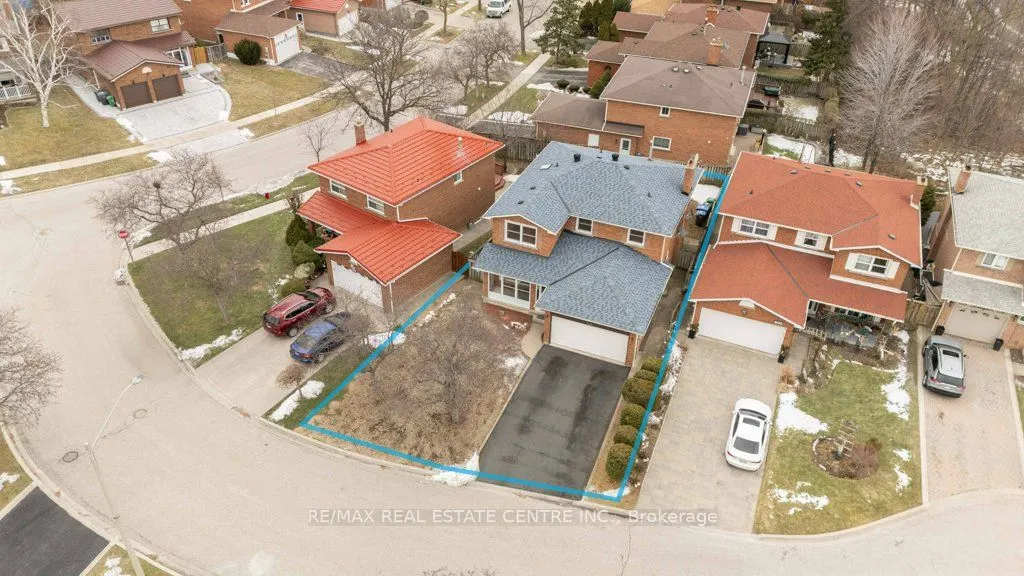796 Buckingham Court