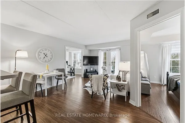 1451 Walker's Line #309