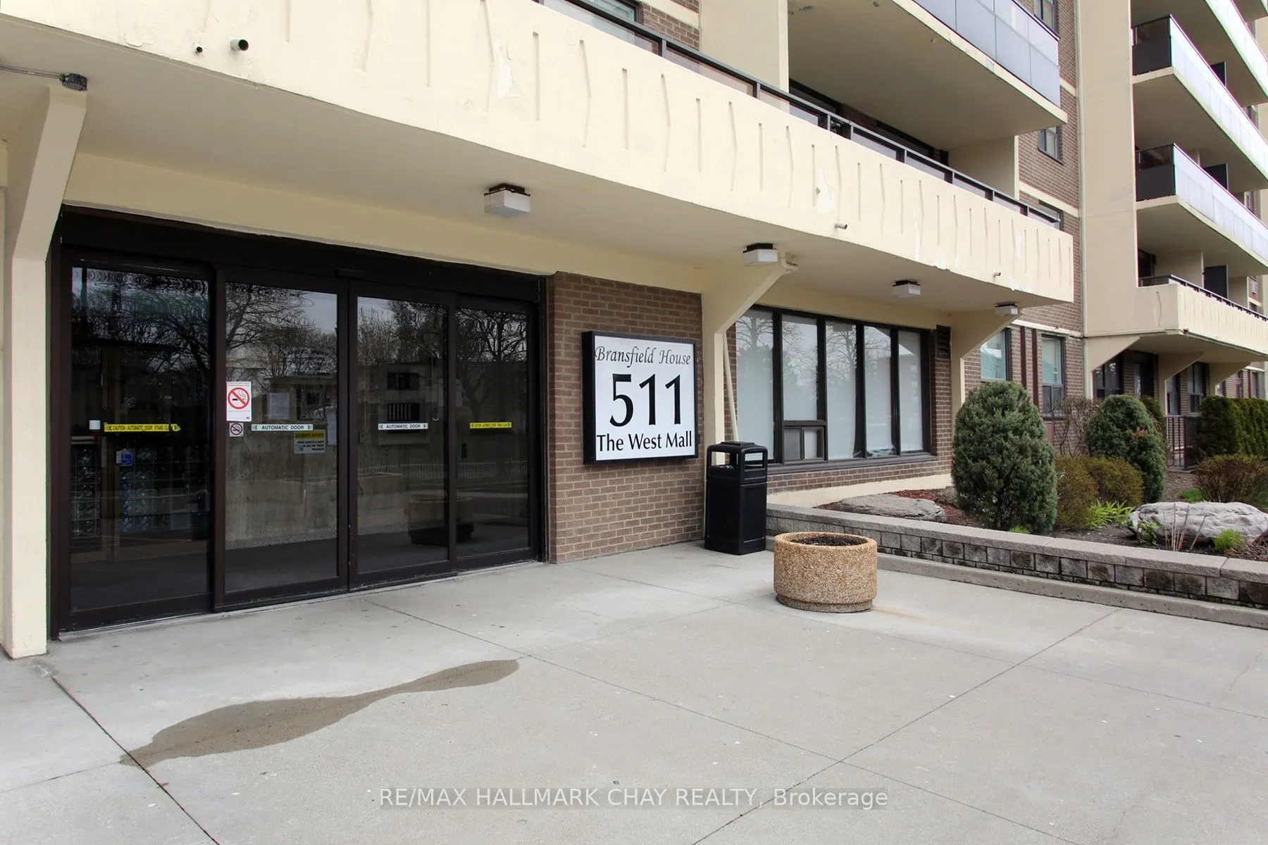 511 The West Mall #207