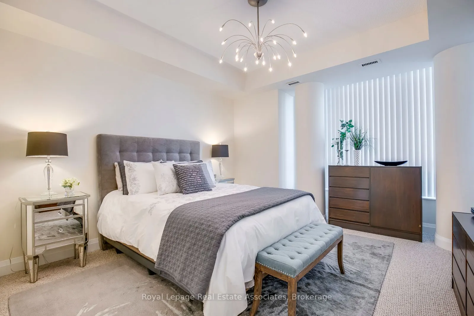1 Hurontario Street #308