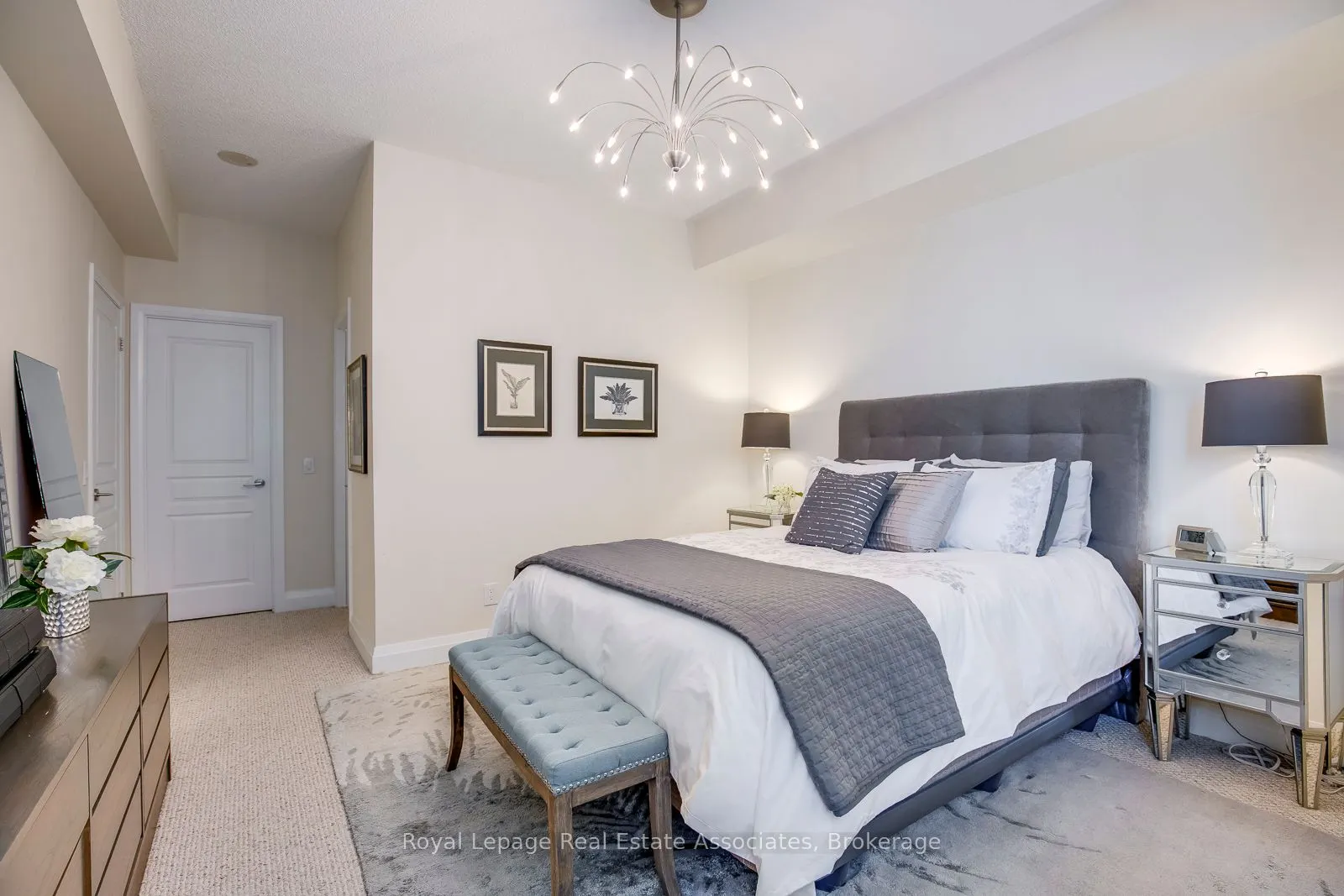 1 Hurontario Street #308