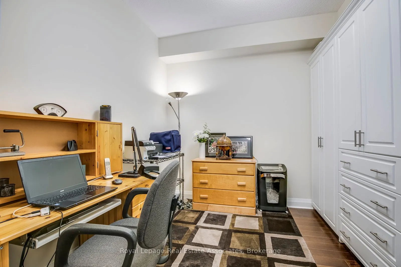 1 Hurontario Street #308