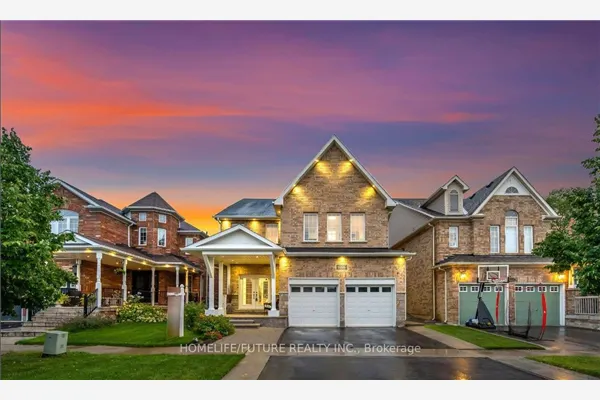 1076 Woodward Avenue