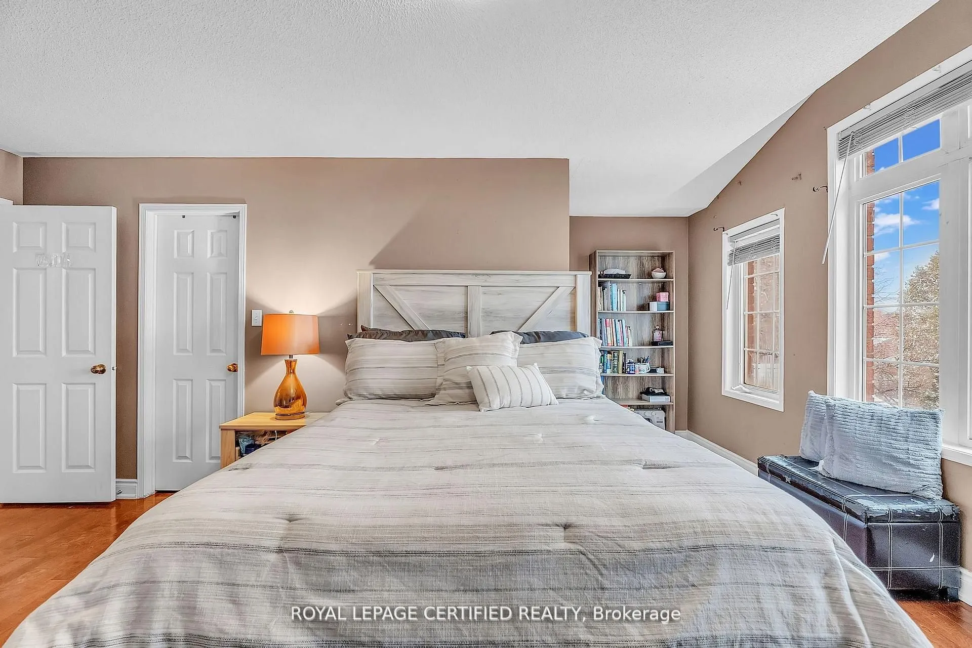 17 Chestermere Crescent