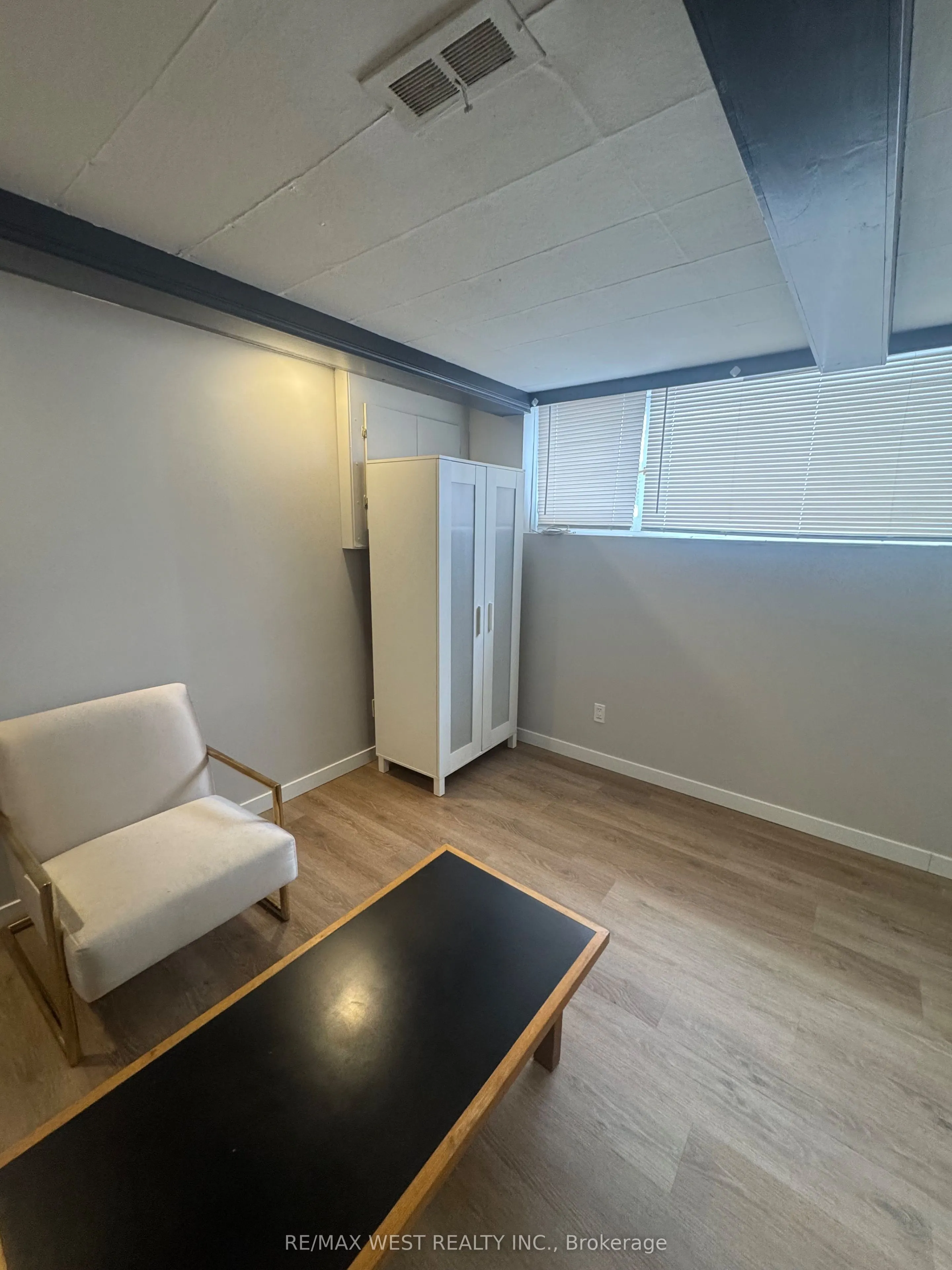 35 Lilywood Road #B1