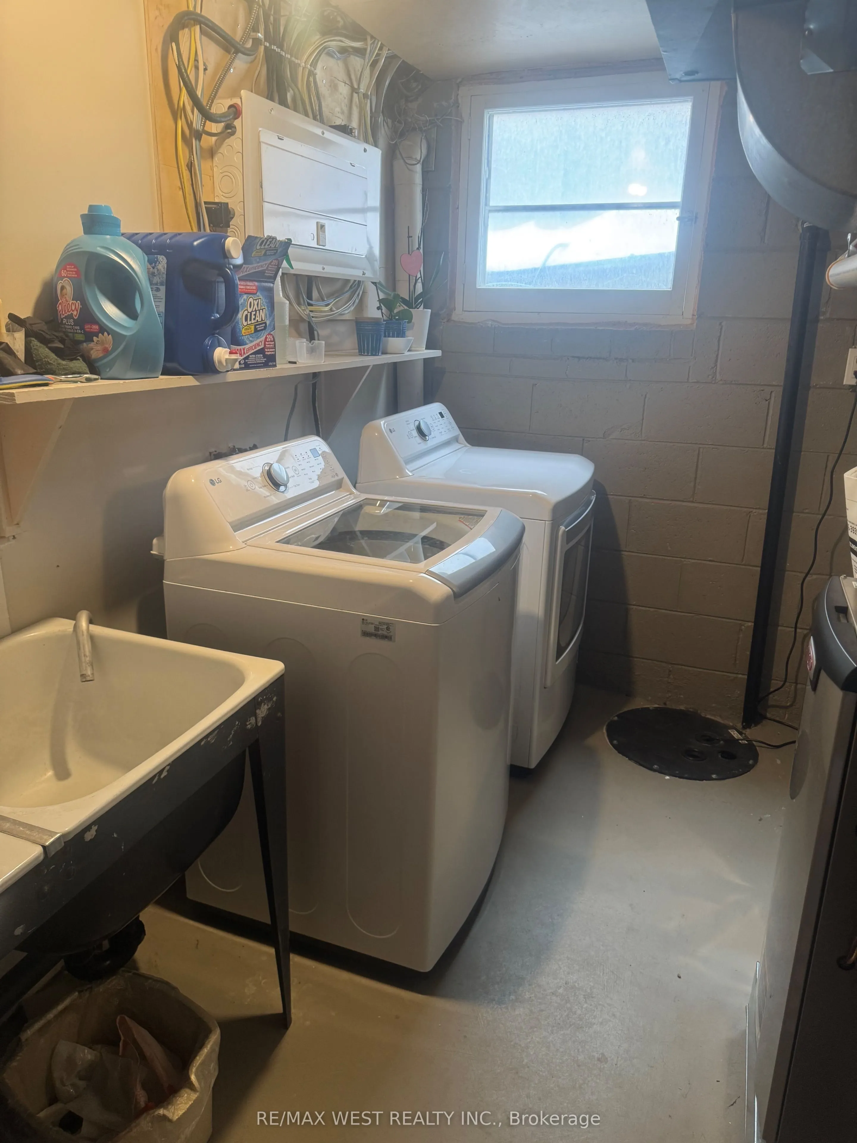 35 Lilywood Road #B1