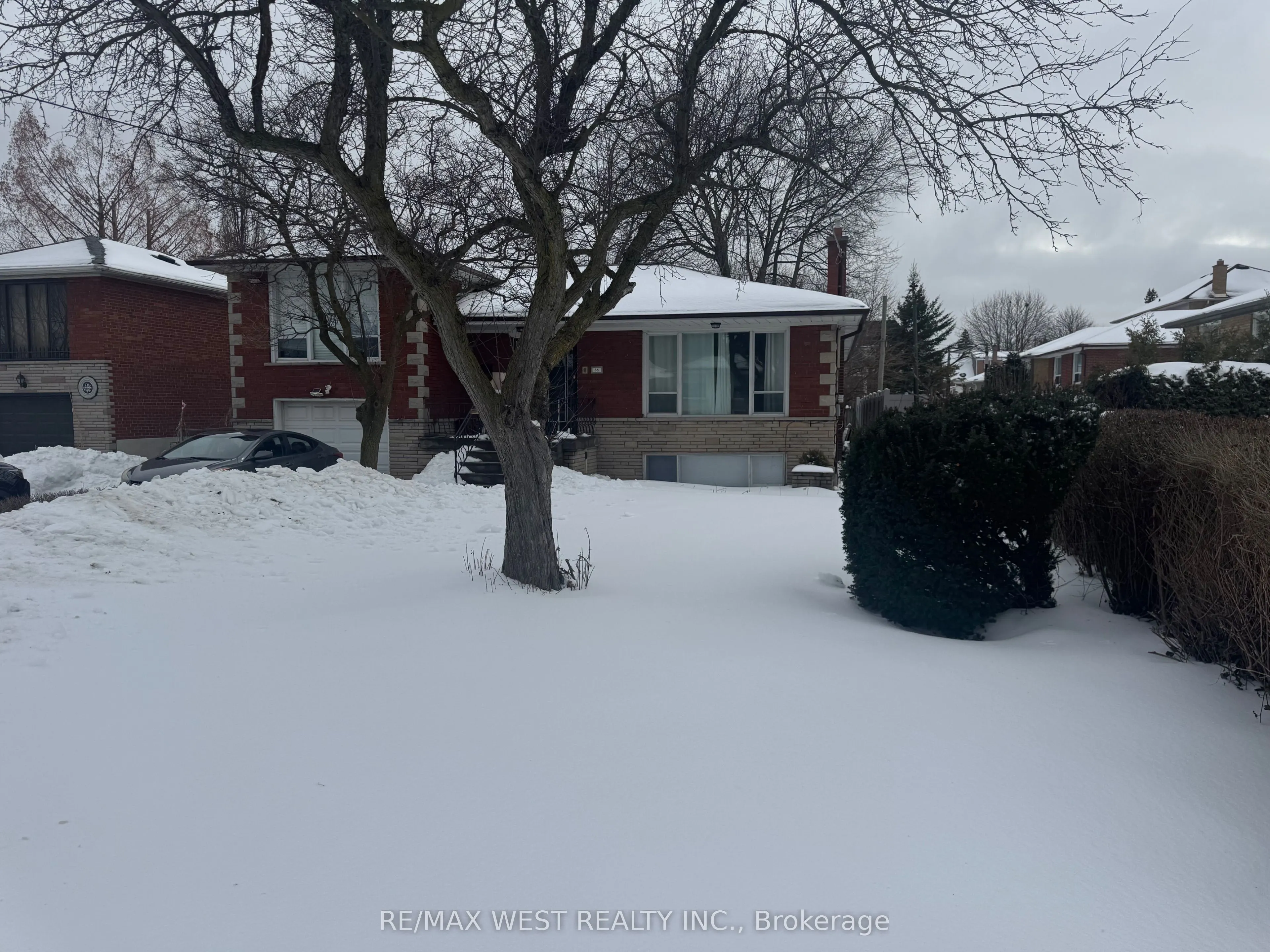 35 Lilywood Road #B1