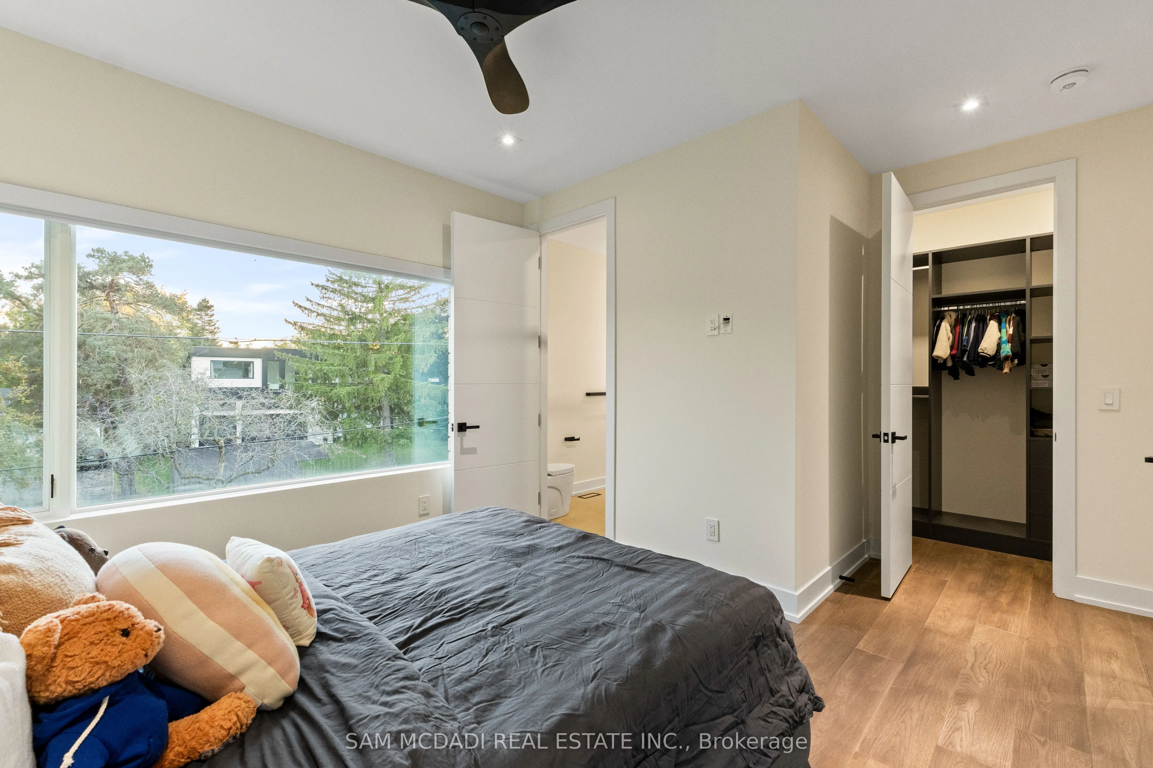 2075 Shawanaga Trail