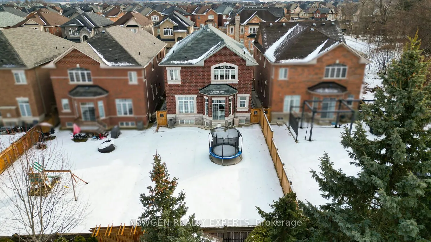 17 Monarch Drive