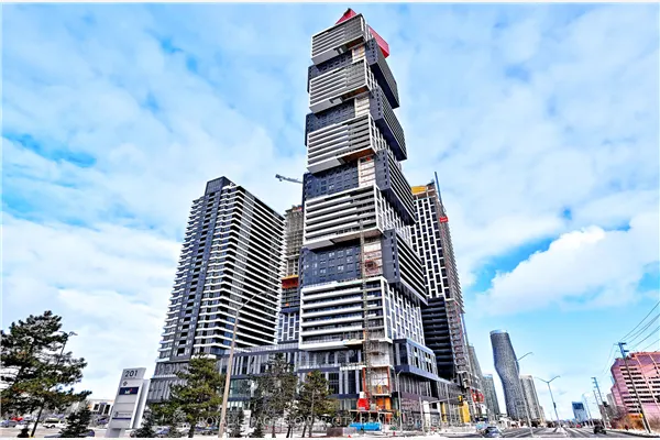 4015 The Exchange #1903