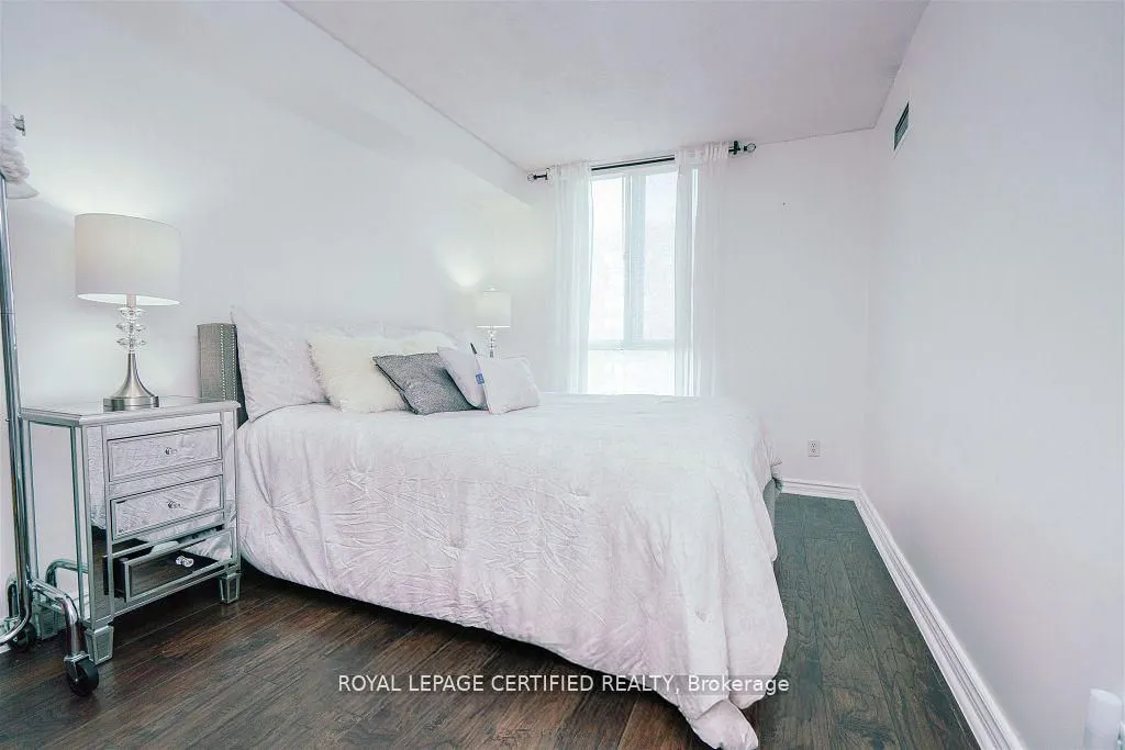 145 Hillcrest Avenue #1907