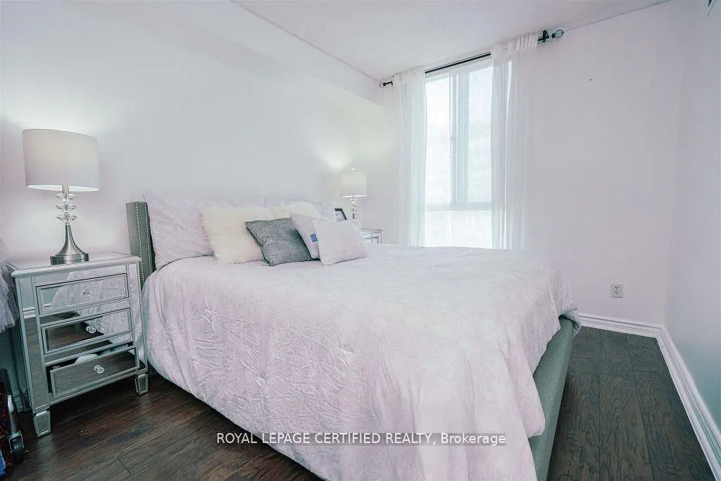 145 Hillcrest Avenue #1907