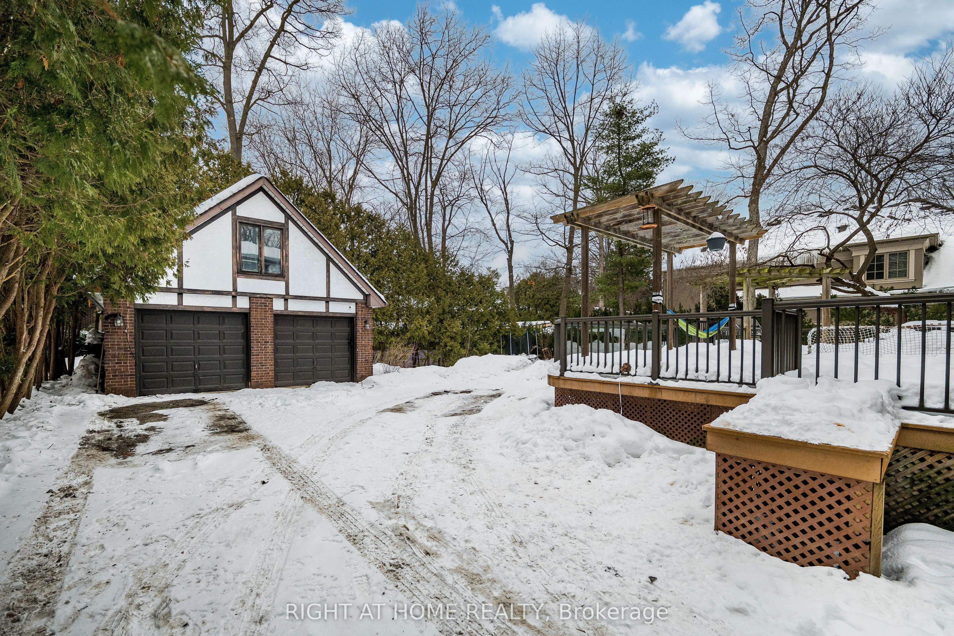 2123 Gordon Drive