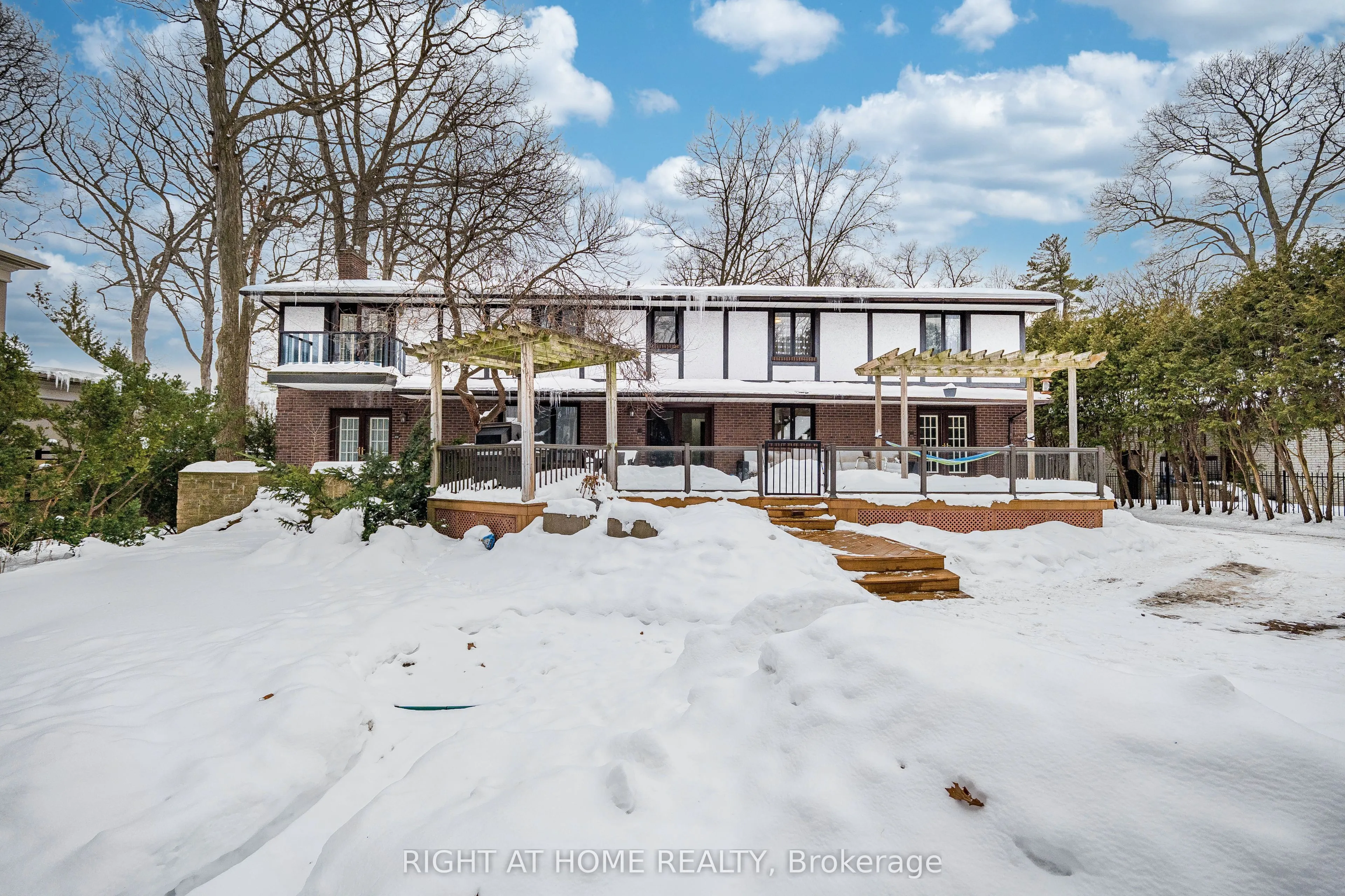2123 Gordon Drive
