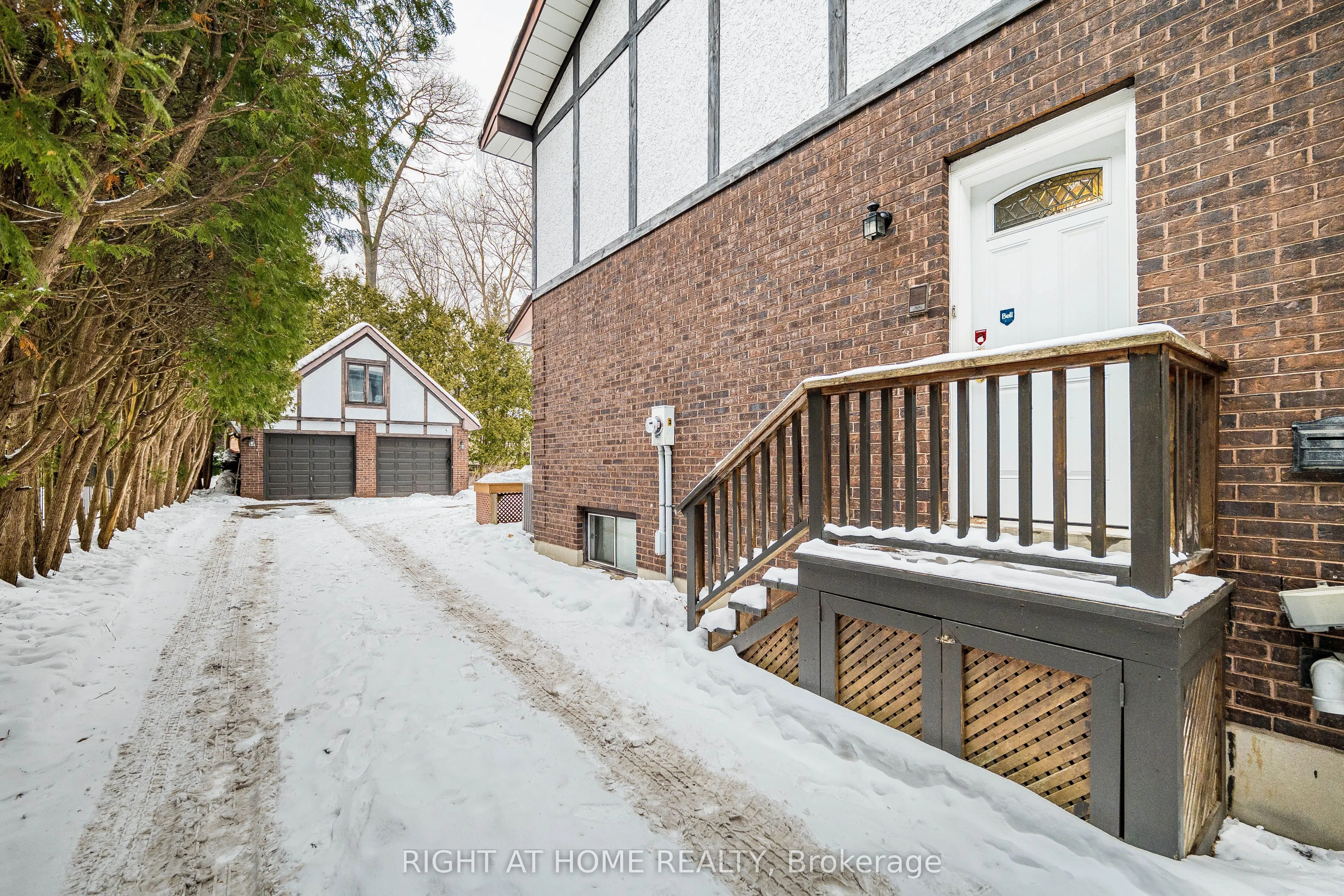 2123 Gordon Drive