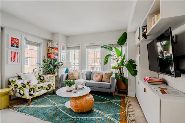 9 Windermere Avenue #102