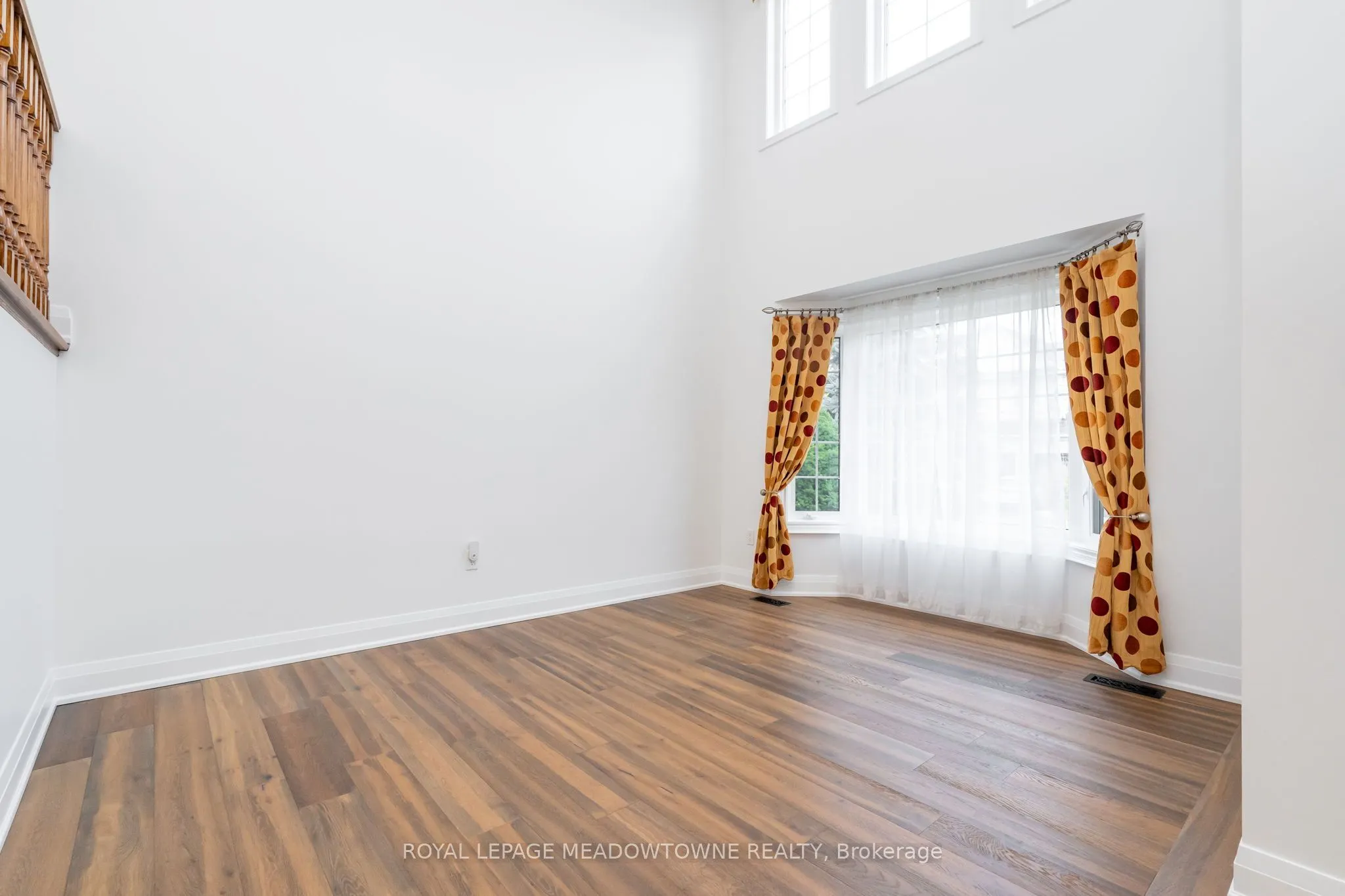 26 Emperor Drive
