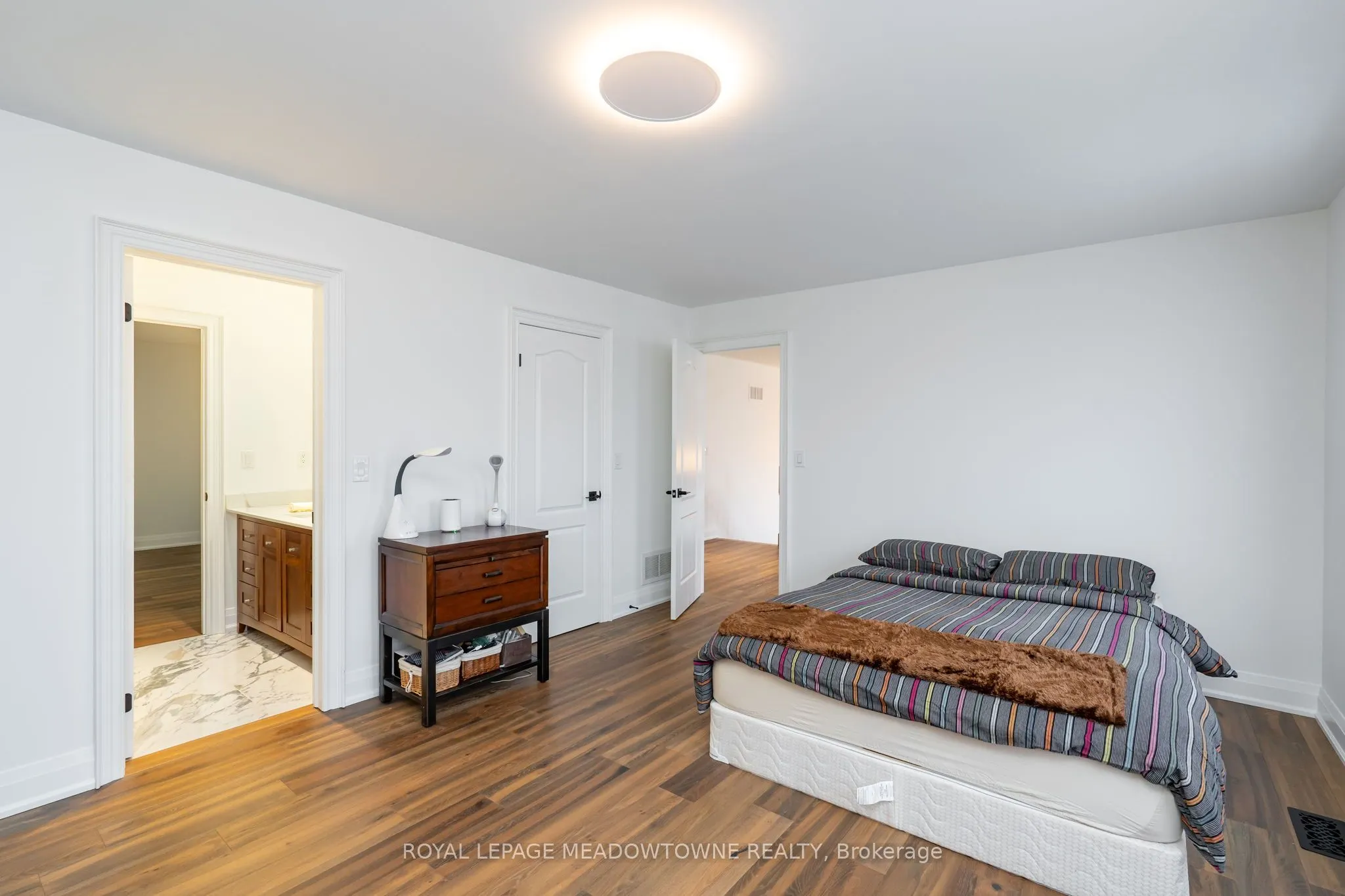 26 Emperor Drive