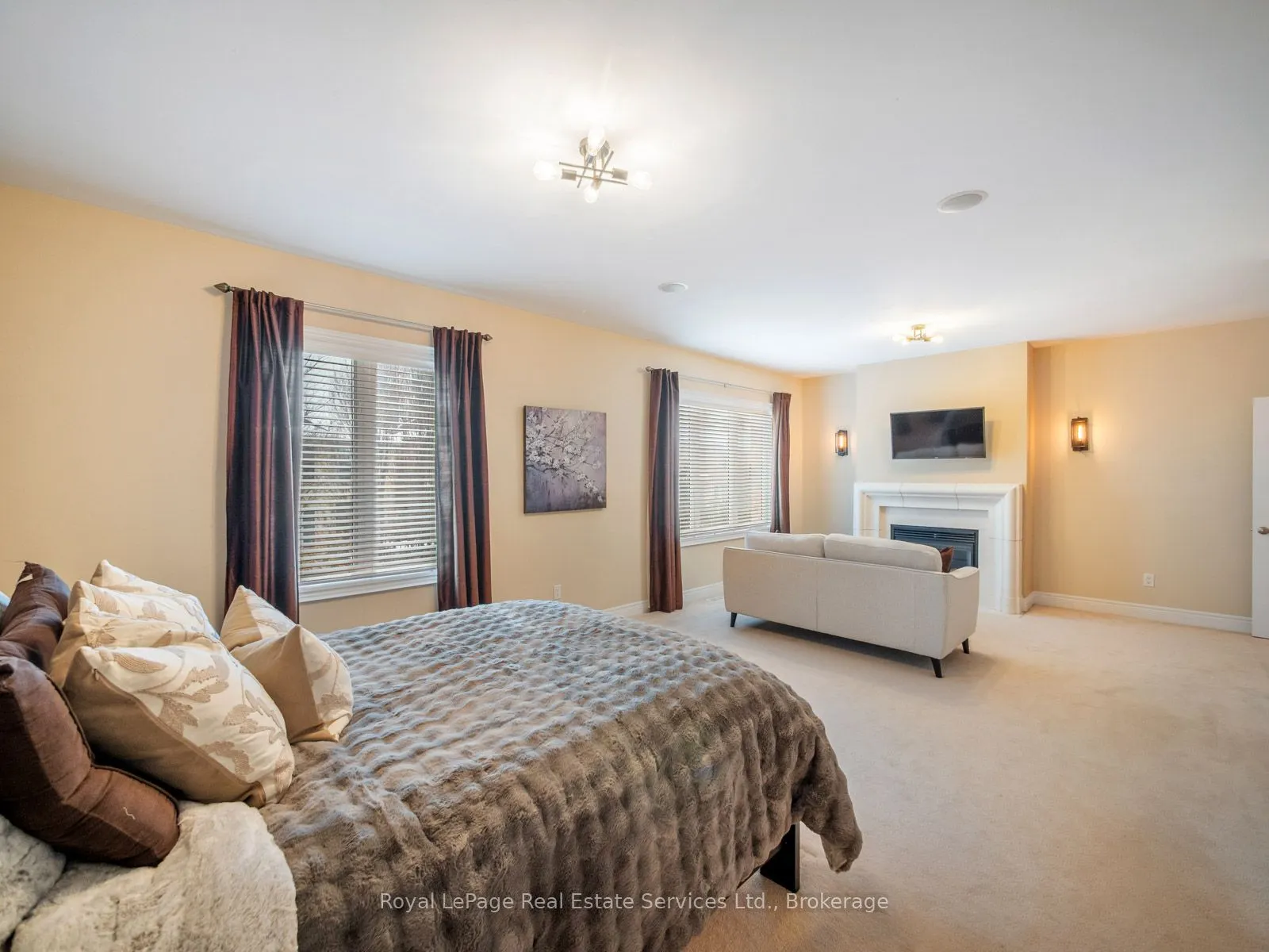 1468 Ferncrest Road